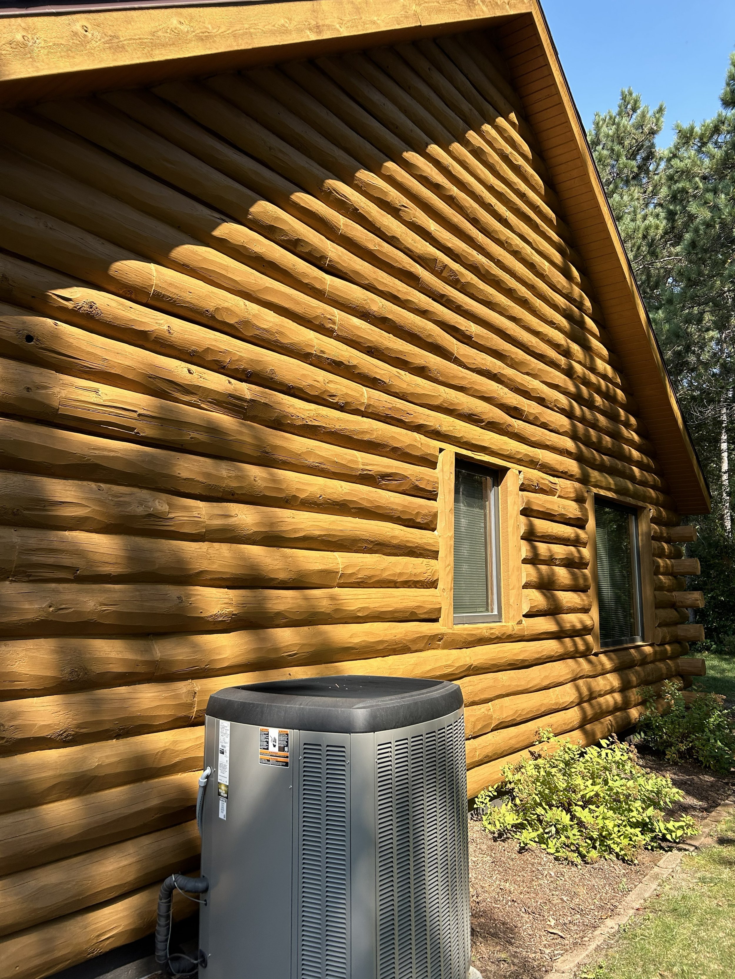 Log Home Staining