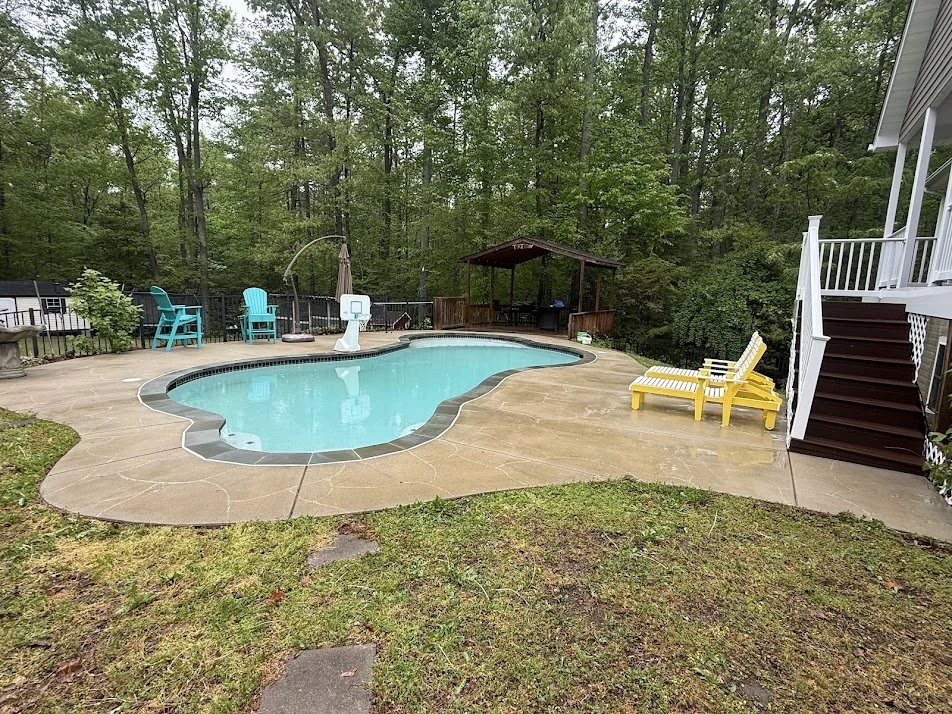 Why Your Patio Still Looks Grimy After Washing