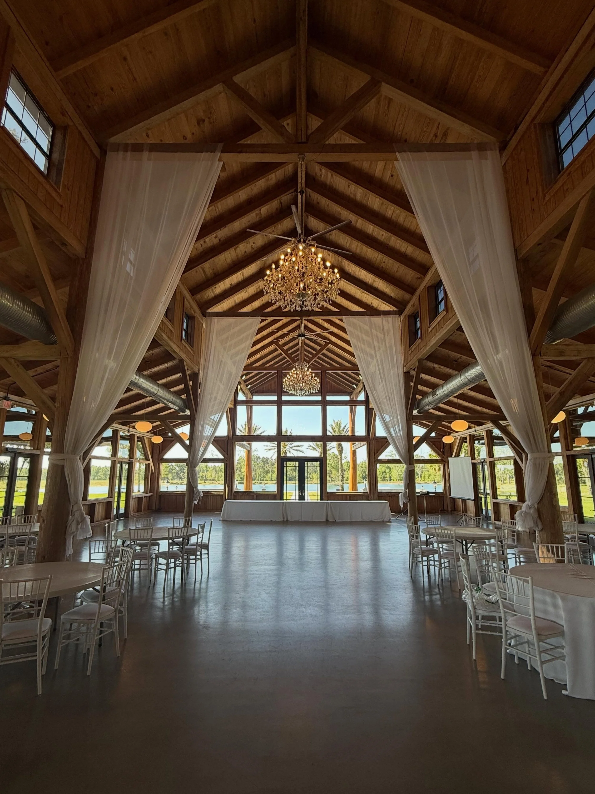 Come behind the scenes of The Perfect Pair&rsquo;s first wedding and discover what it&rsquo;s like to create alongside an incredible team of talented vendors. 

A truly beautiful day celebrating Madison and Shaun and the beginning of their forever🤍 
