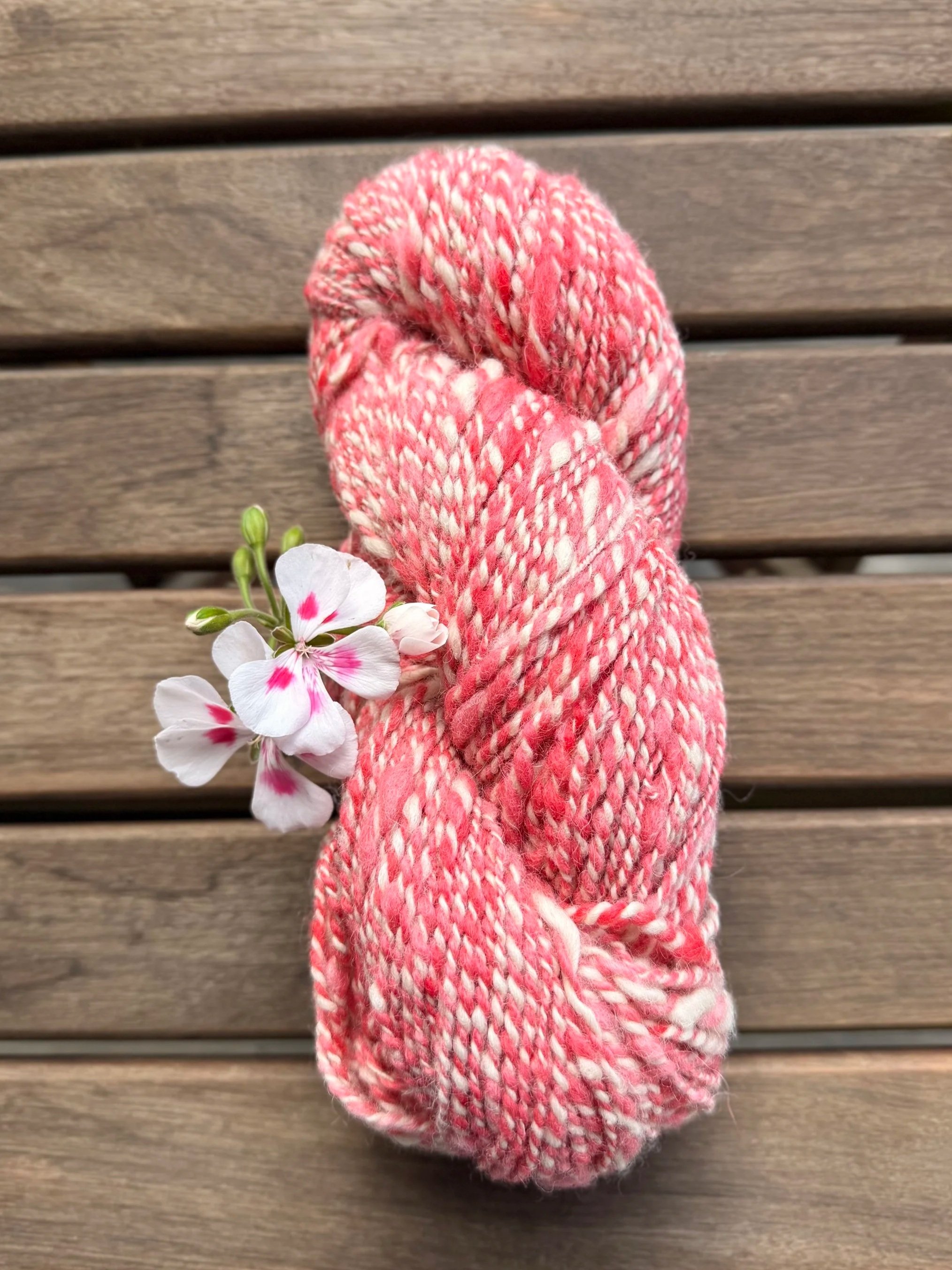 Strawberry+cream+handspun+alpaca+yarn.jpg