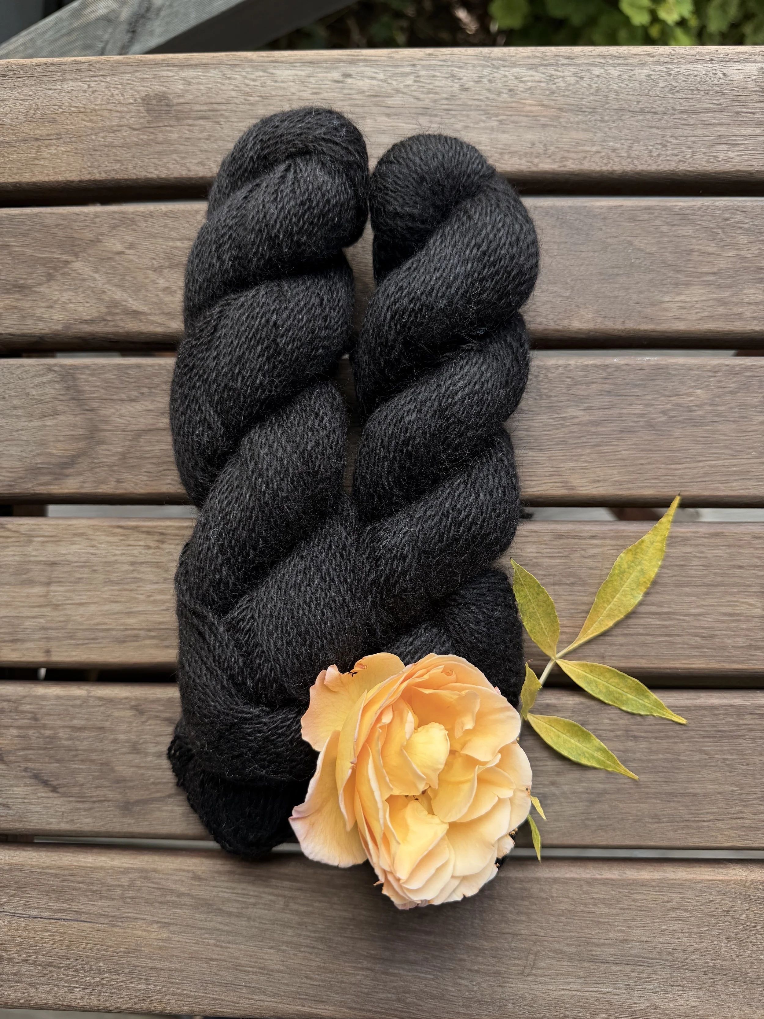 Hudson alpaca yarn 4-5ply