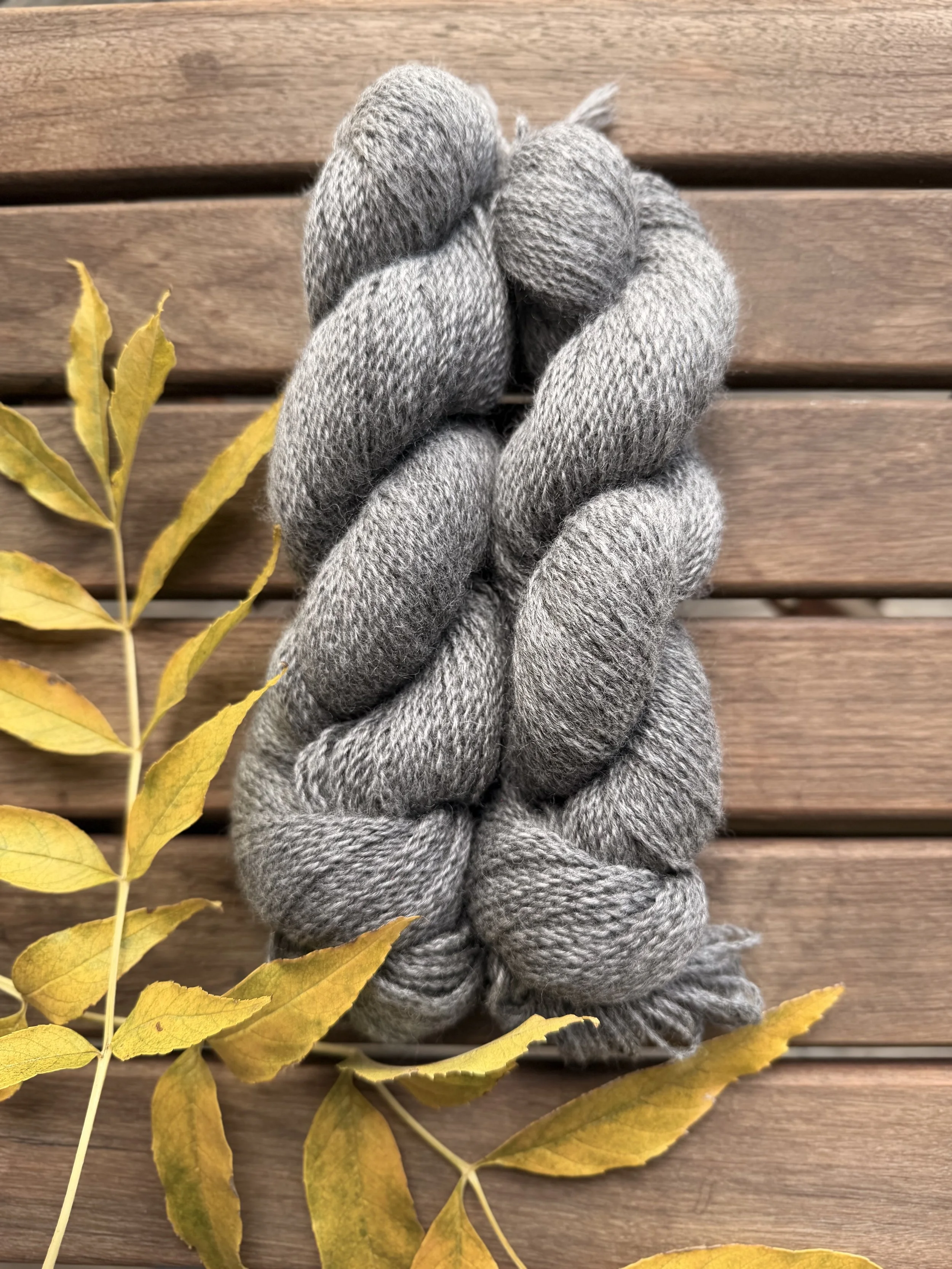 Kieran alpaca yarn 2-3ply