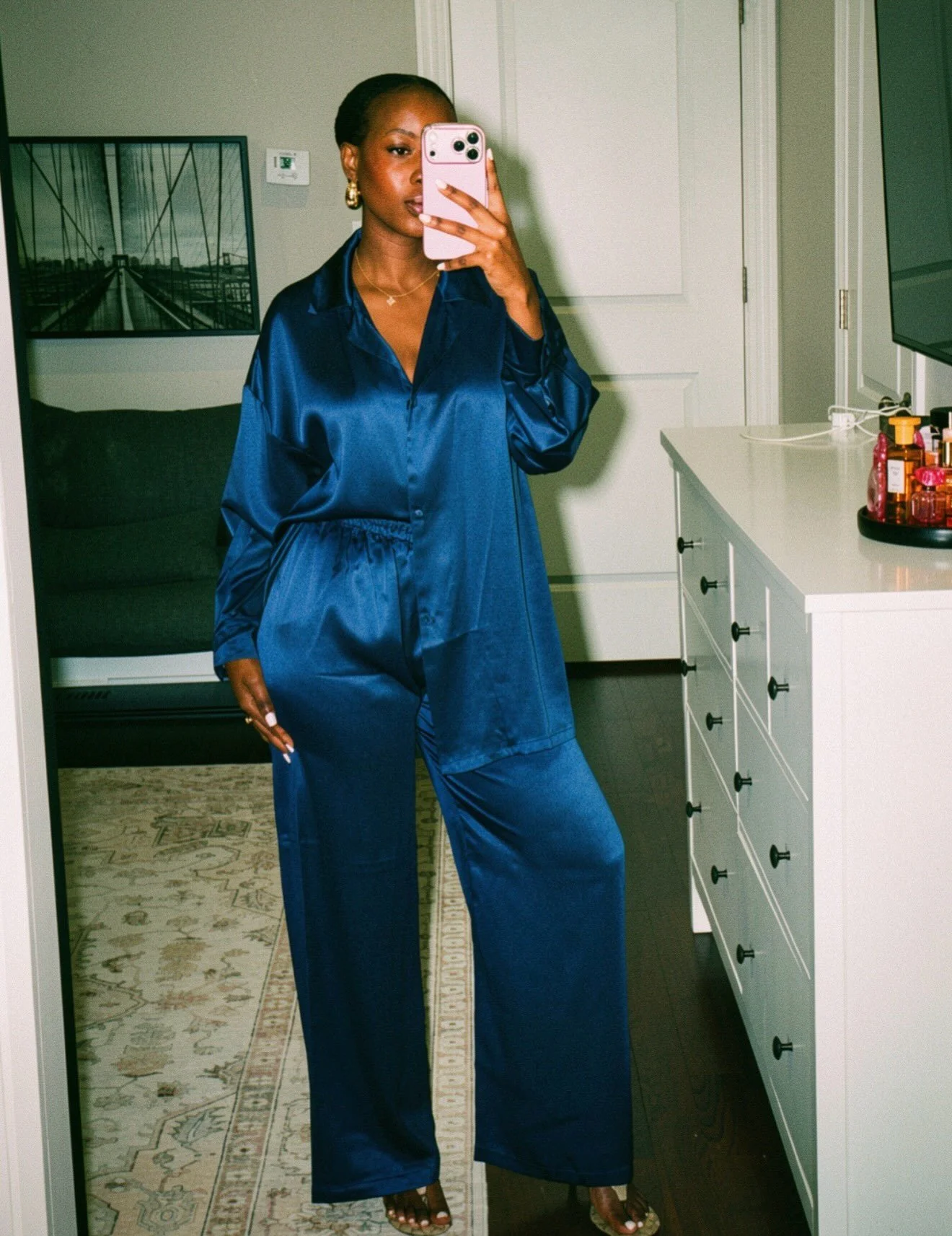 Belt on or belt off the choice is yours.

Our Mulberry silk set is designed to be worn your way.

Shop now at www.ritualbybm.com.