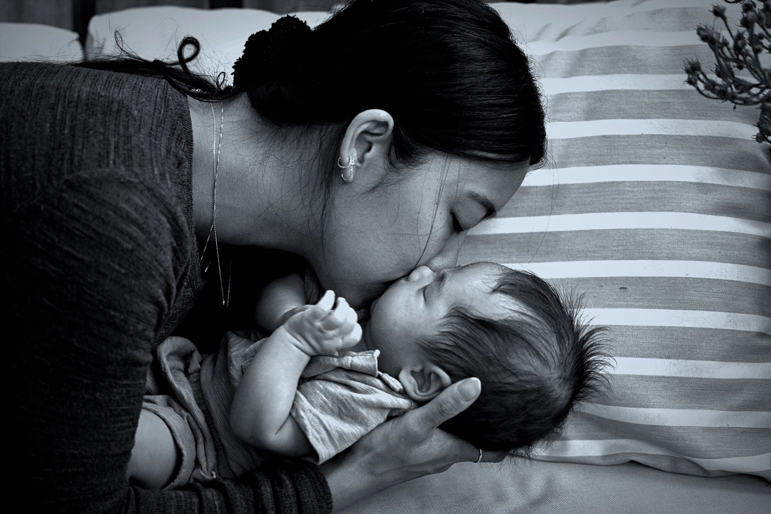 max-newborn-8.JPG