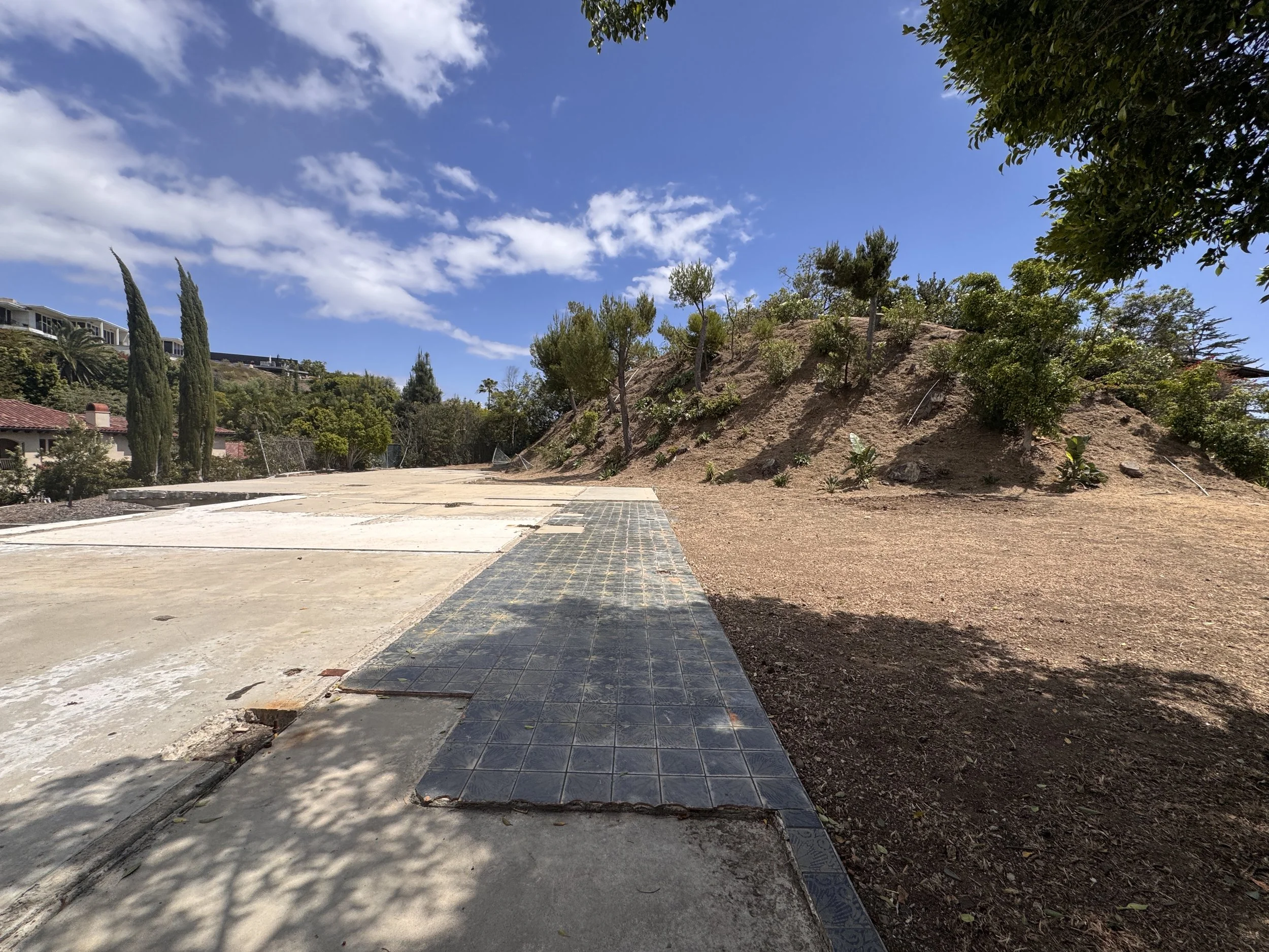 1309 Laurel Way | Flat Lot