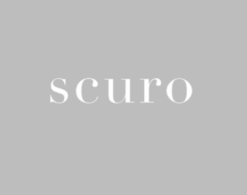 Gray background with the word 'scuro' written in white lowercase letters in the center.