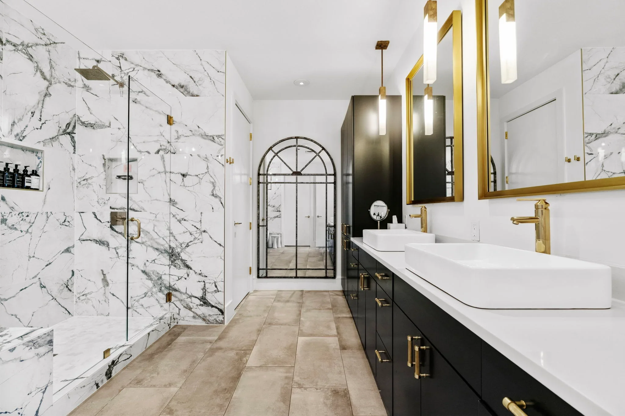 555 pirmary bath.webp
