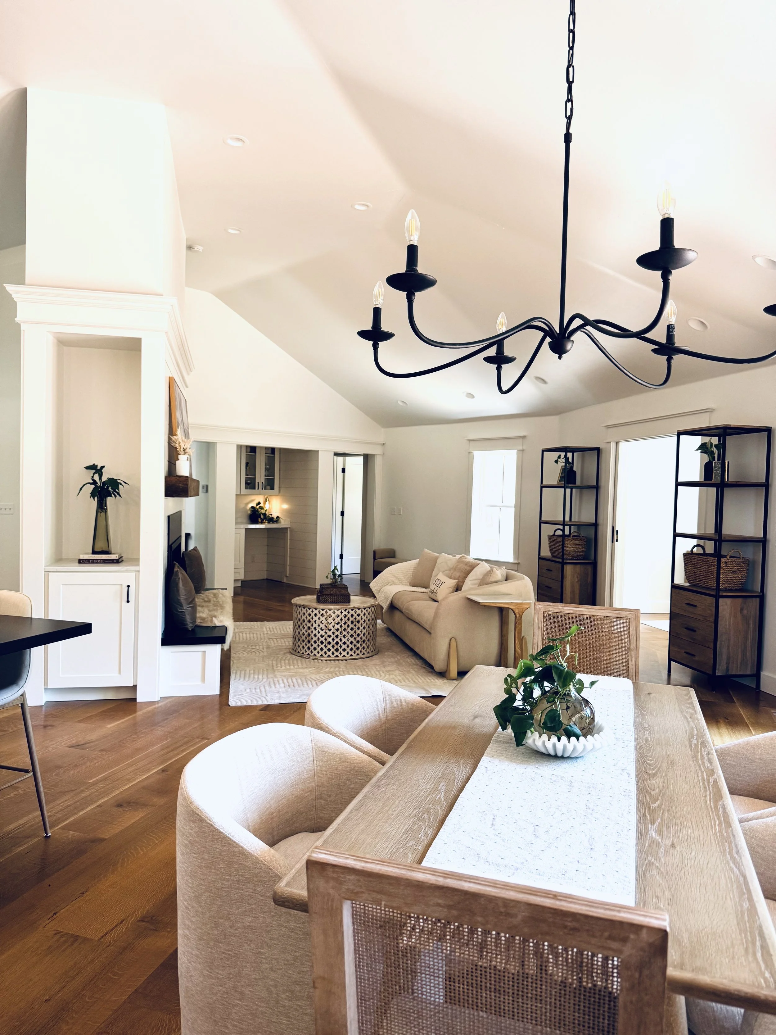 Dining Room.jpeg