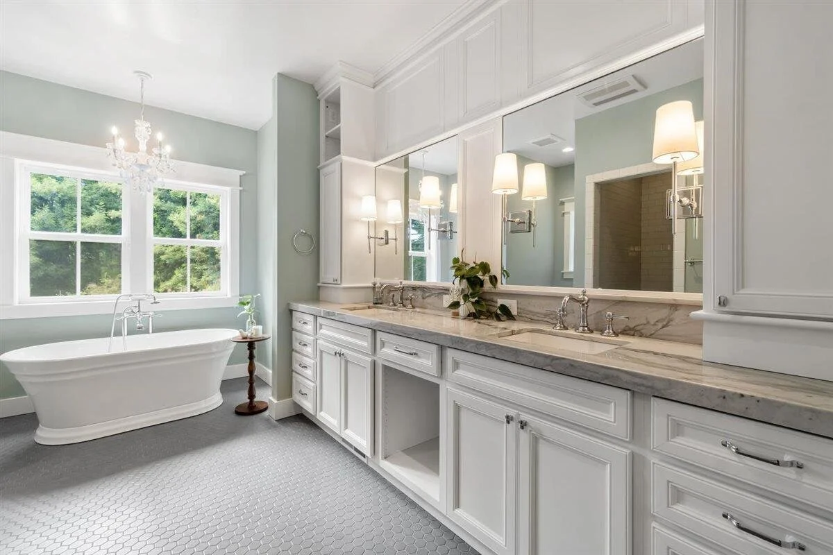 Bathroom 3.jpeg