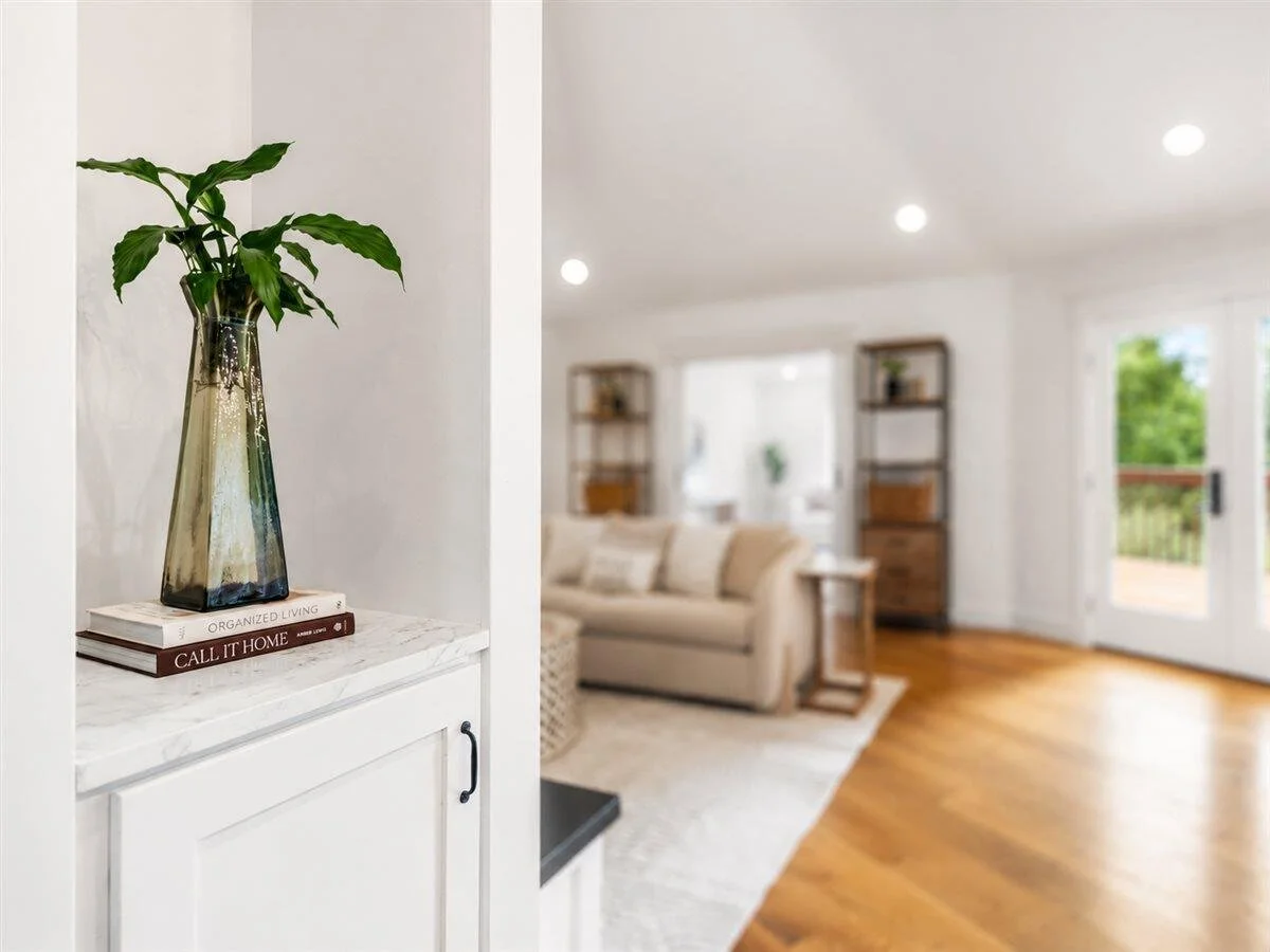 Entryway 3.jpeg
