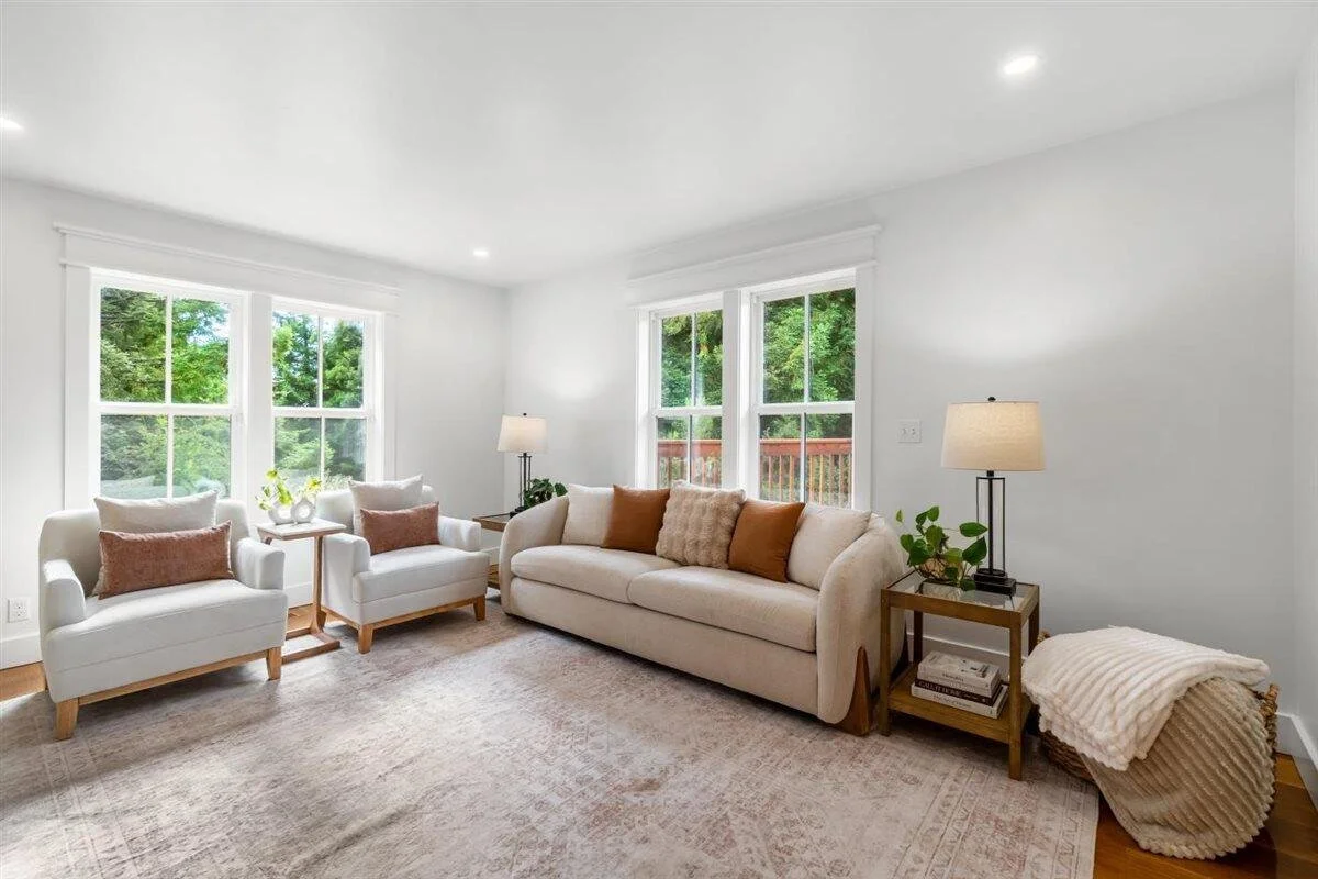 Living Room 5.jpeg