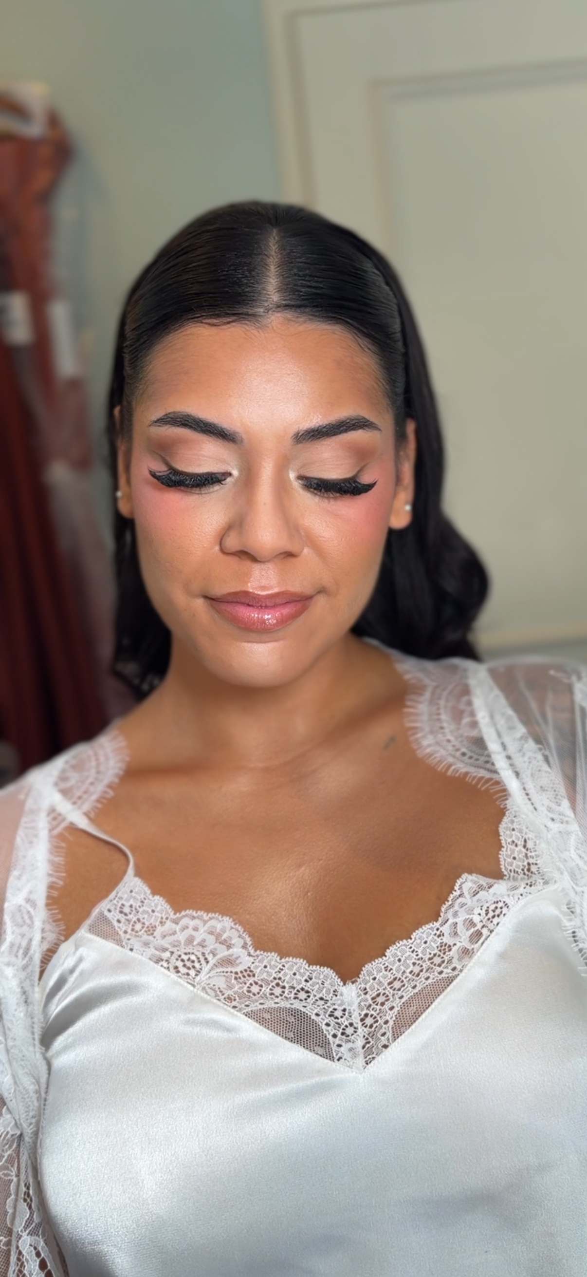 Soft Glam Bridal Eye Makeup