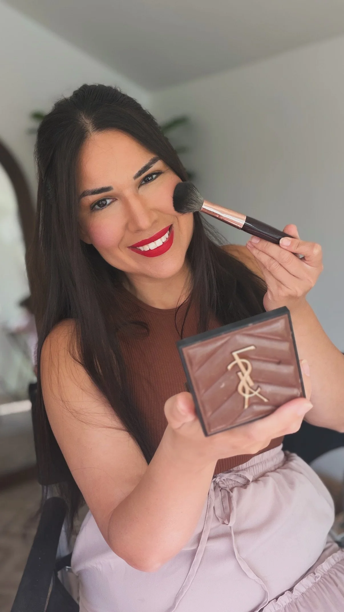 Portrait of Jazmin Uranga, professional bridal makeup artist and hairstylist based in Simi Valley.