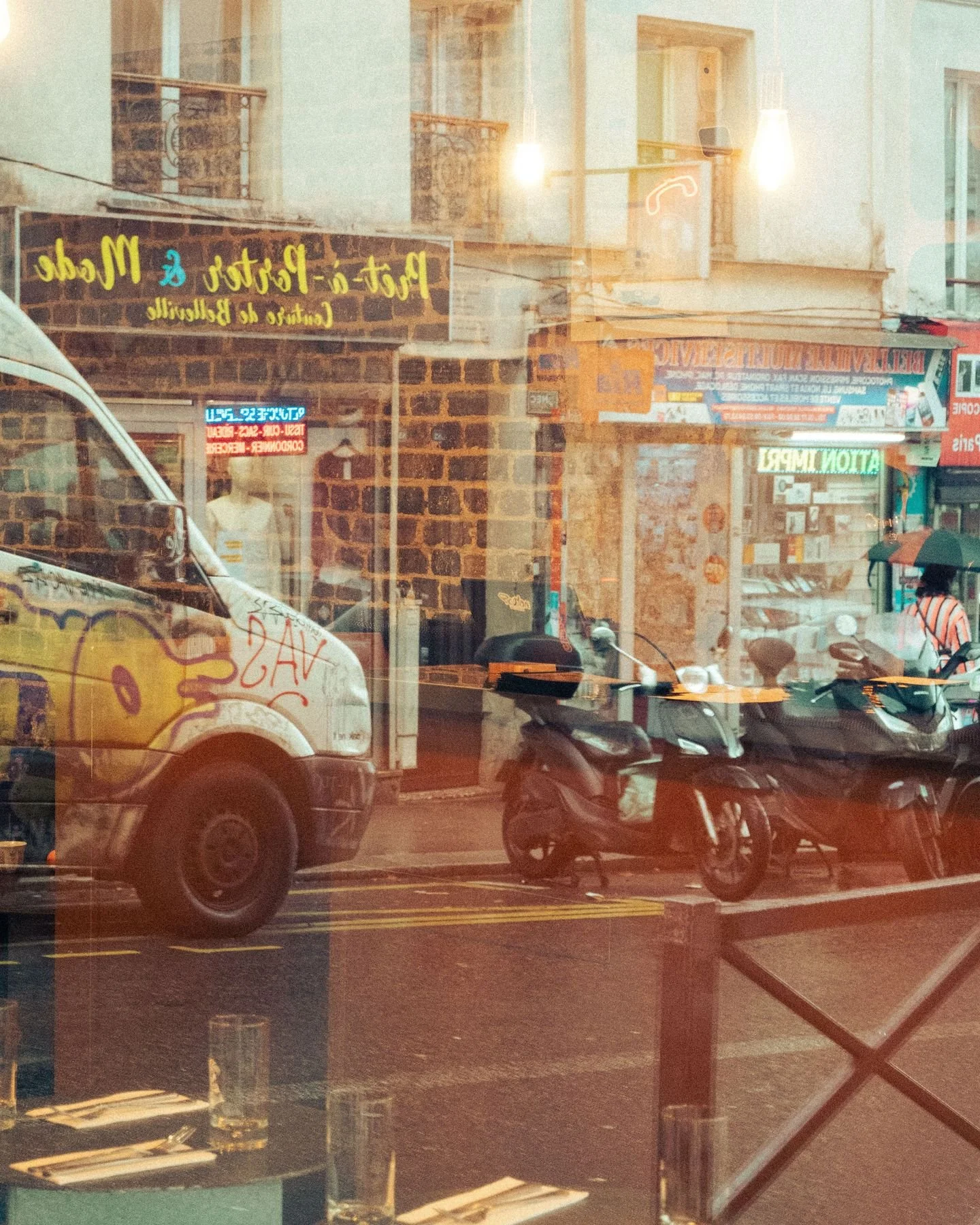 POV: Belleville. 🖤

#parisfood #belleville #bellevilleparis #paris20 #restaurantbelleville #bouyonbelleville #cuisinenwaar #afrobistro #parisrestaurant #foodparis