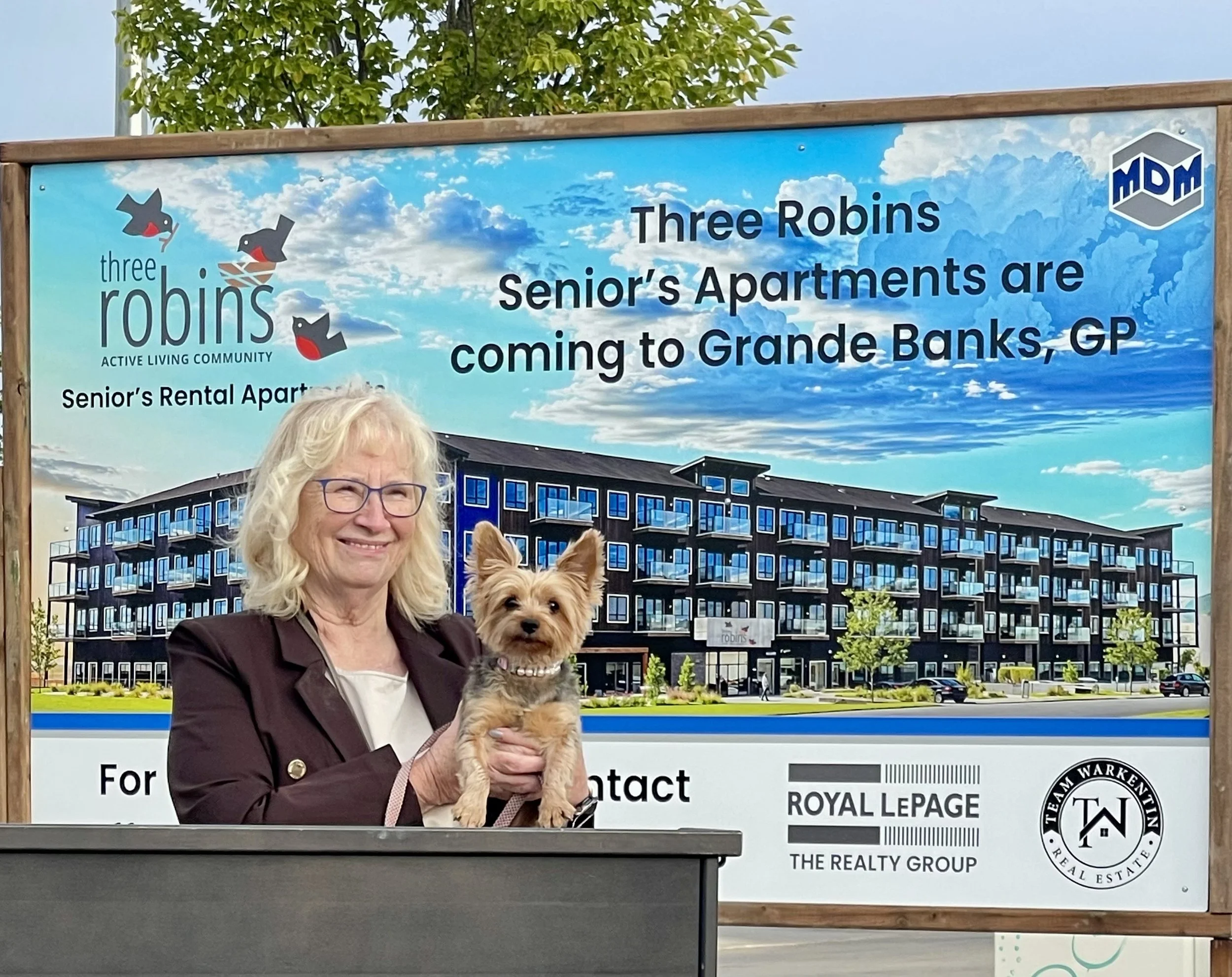 Ground breaking celebration at Three Robins Grande Banks