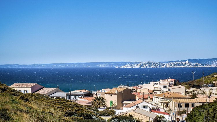Village des Goudes à Marseille, itinéraire vélo électrique en bord de mer