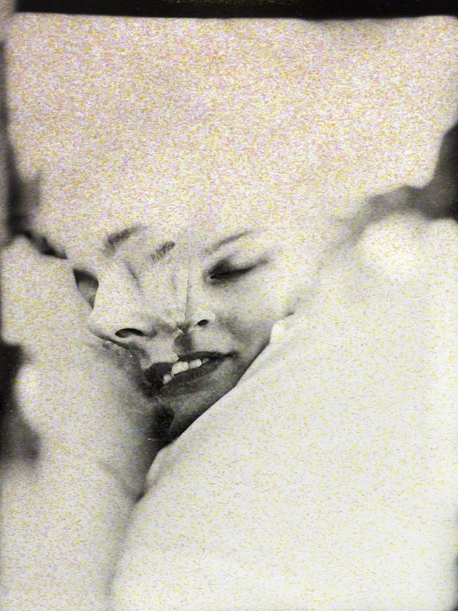 05. Crescent_Finally The Sun_Olivia Mròz.jpg
