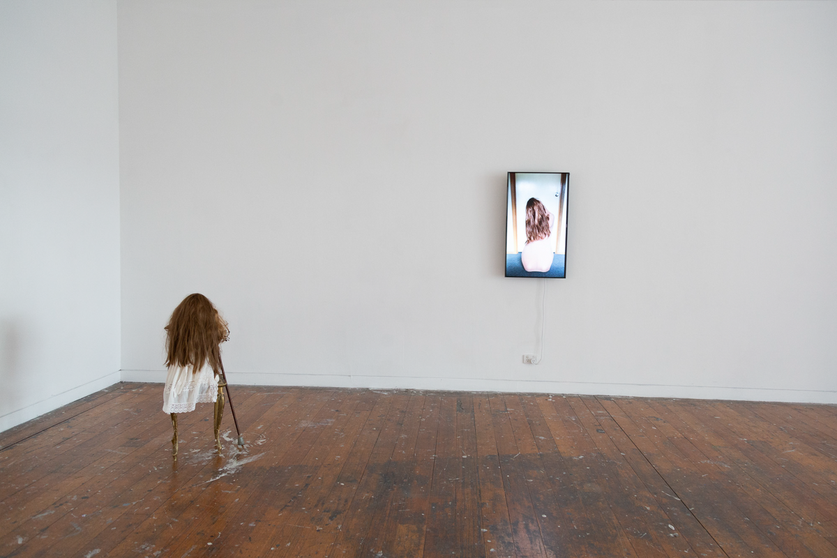 OLIVIA MRÒZ _ Lalka _006.png