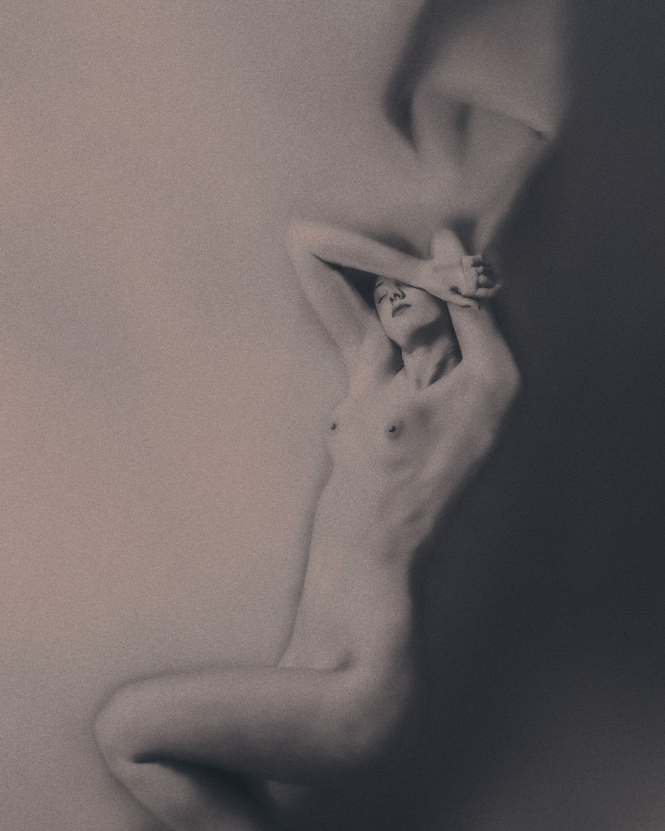Olivia Mròz_The Weight of Un_Becoming_0003.png