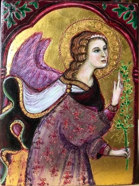 Angel of the Annunciation: On aged Cypress wood, relief pastiglia and tooled gold and silver leaf.
Side framing with embossed silver metal foil.
(Inspired by Bartolo di Fredi, c.1388, Siena)
13cm x 10 cm x 4 cm.