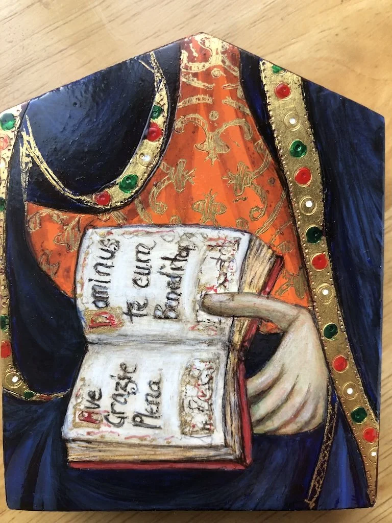 Ave Grazia Plena ('Hail Full of Grace'): Madonna's prayerbook.