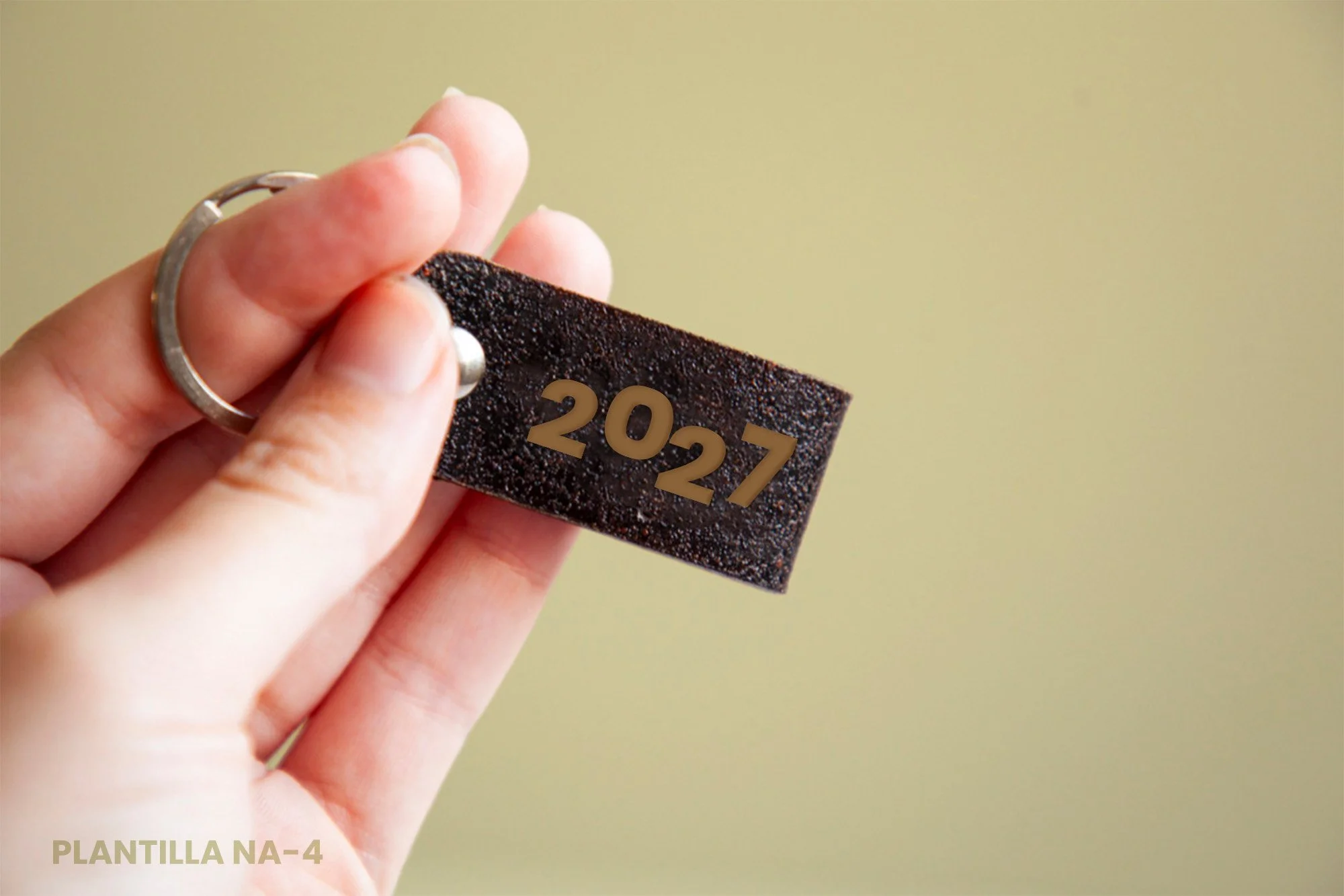 b-key strap_ YLH_NA4.jpg