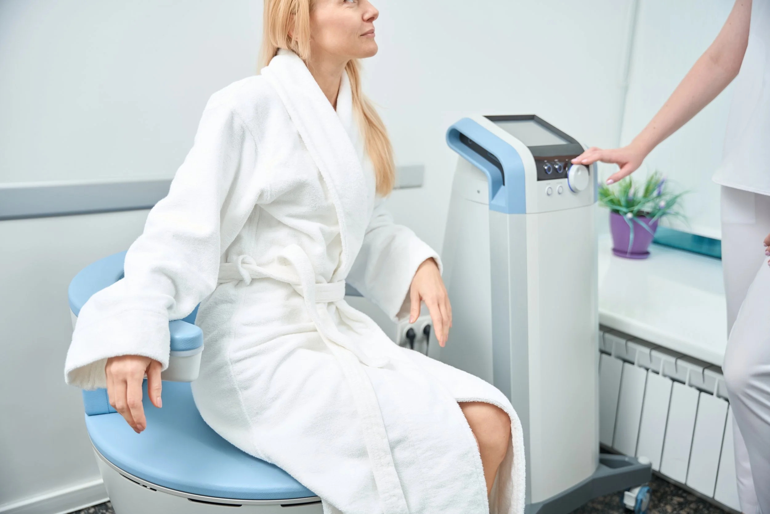 Emsella in Adelaide: Non-Invasive Pelvic Floor Muscle Stimulation for Men and Women