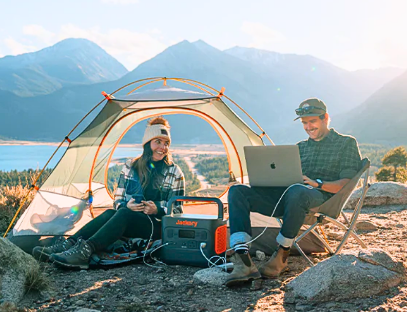 Jackery-Camping.png