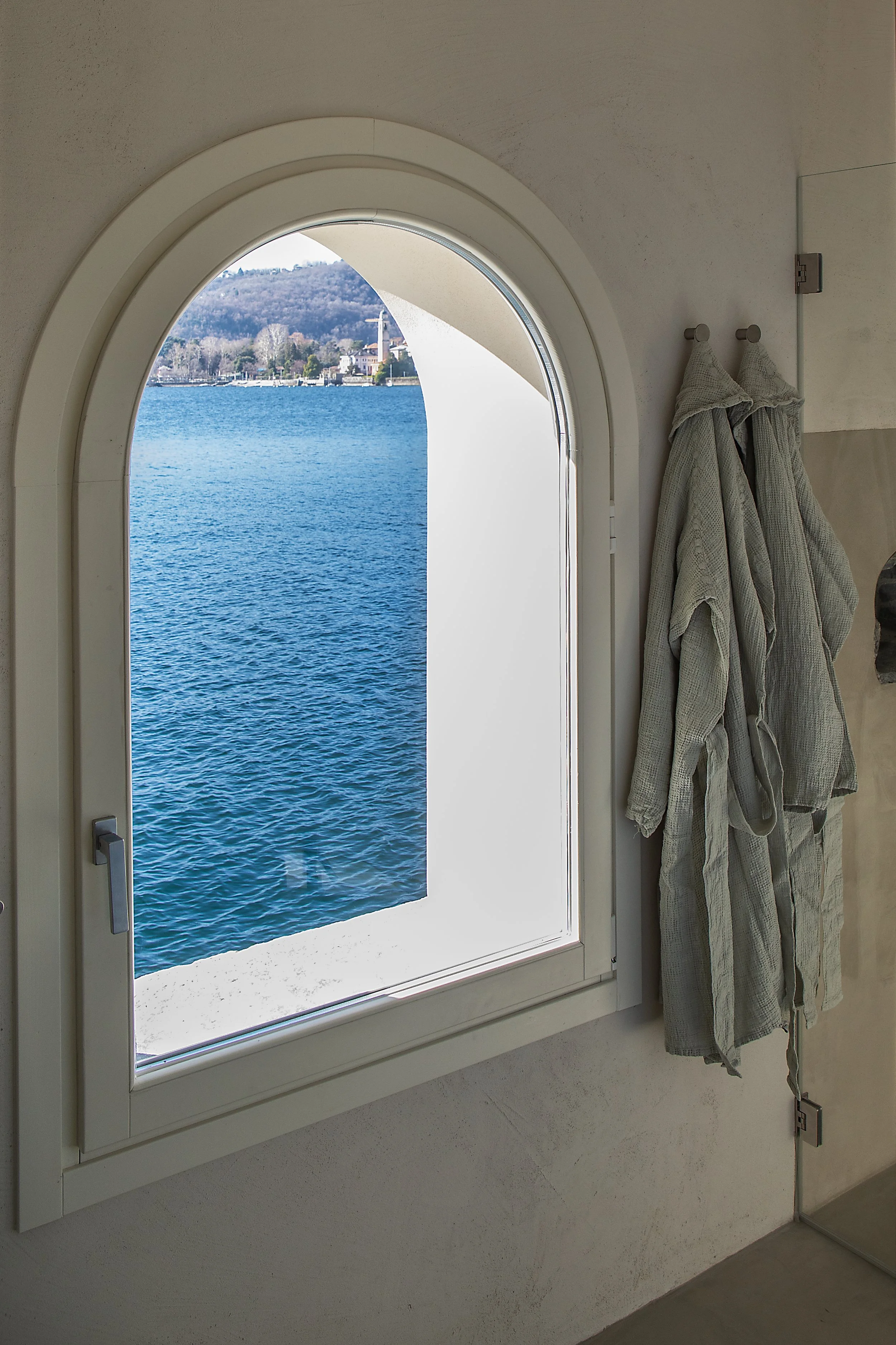 Como Cruises