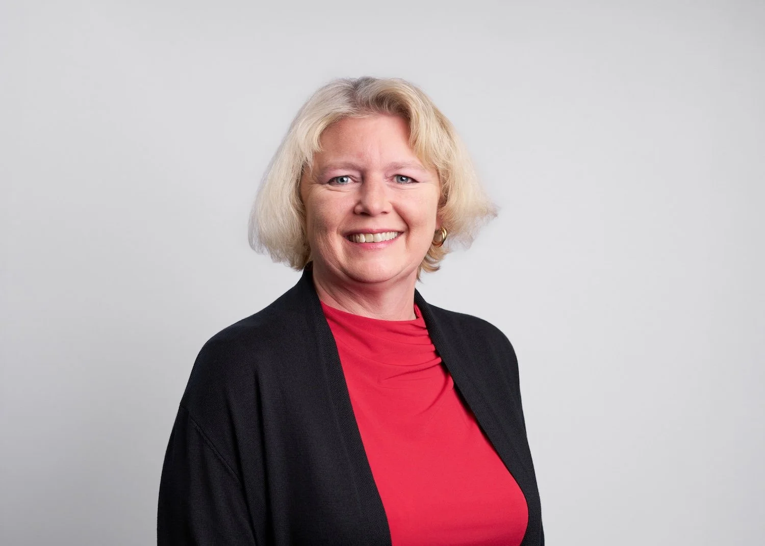 Elizabeth Martin, Senior Vice President (Broking) at Atlantic Security Limited