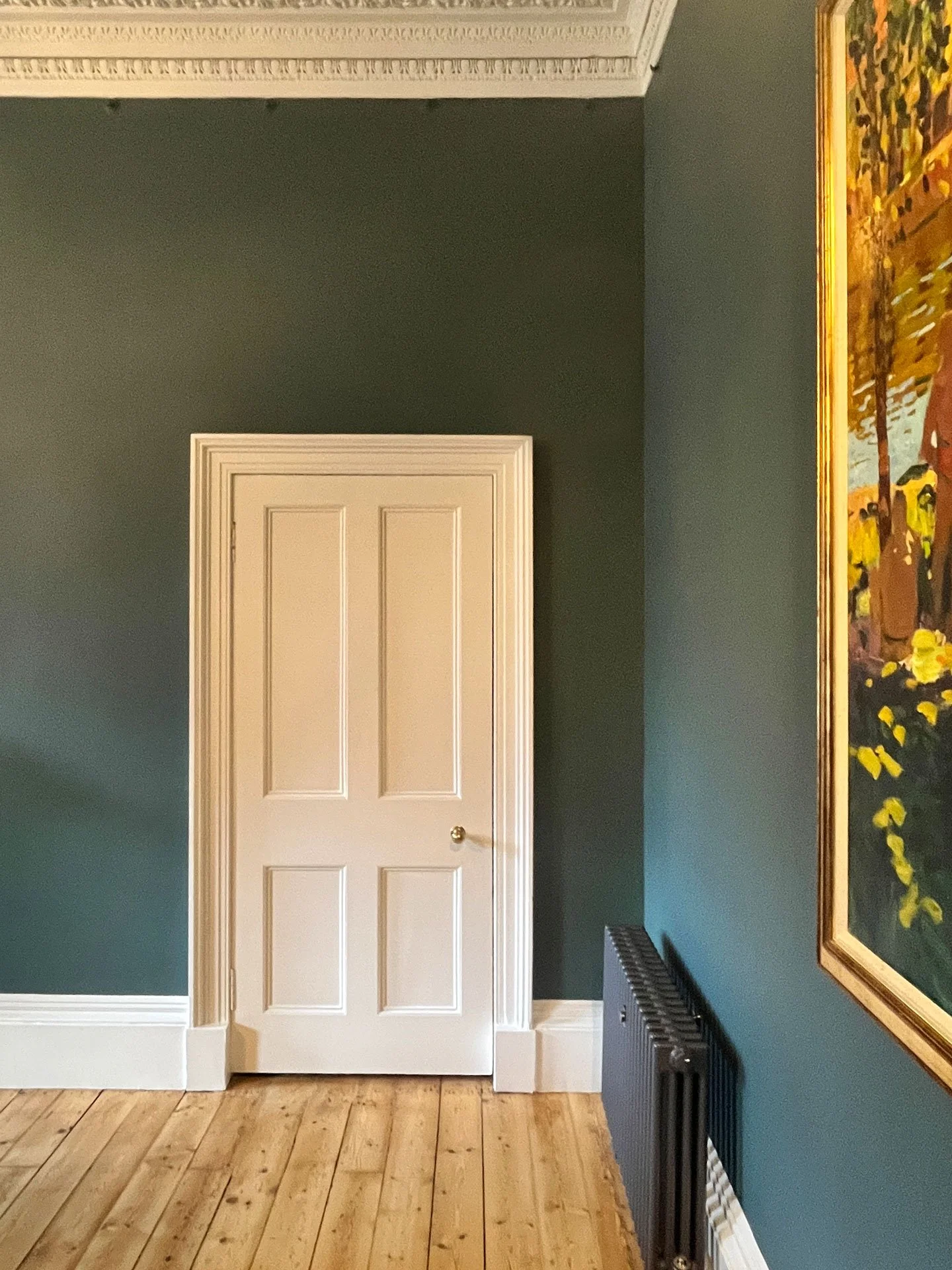 Reinstated original Georgian cornicing and restored hardwood floorboards — Category A listed building, Edinburgh