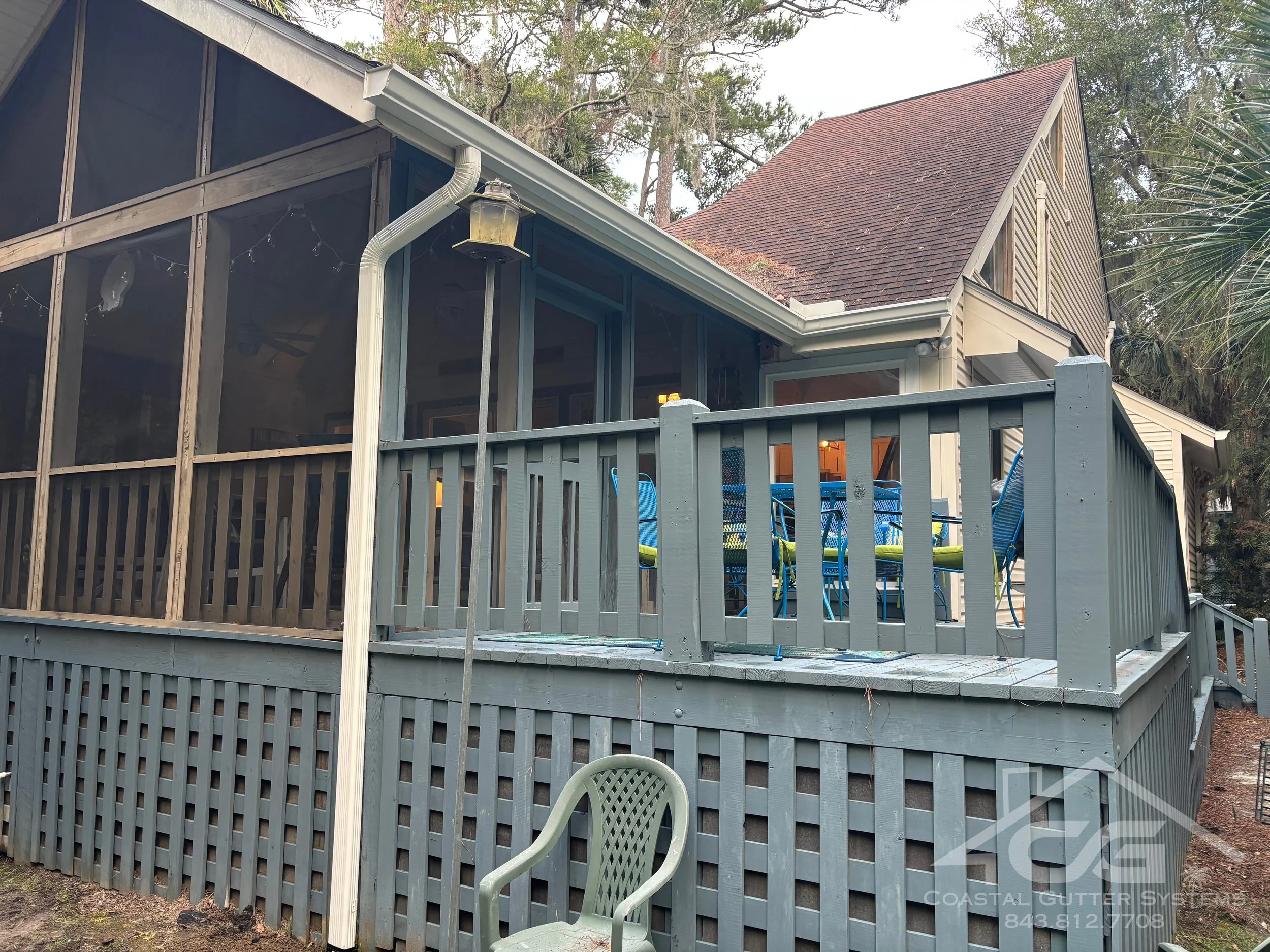 Edisto, SC- Seamless Gutter Installation with Leaf Guard and Drainage System