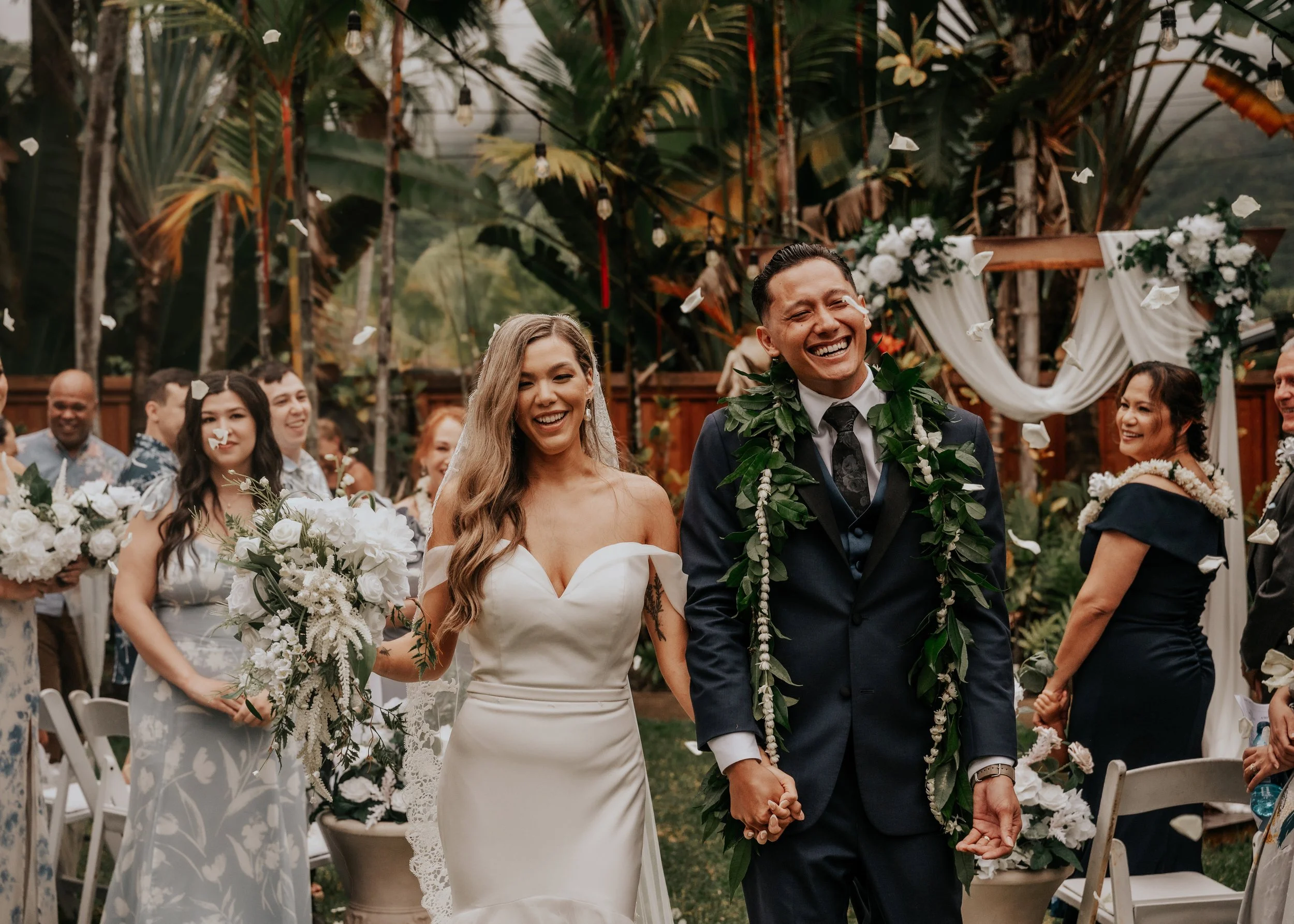 THE PAWLAKS | An Intimate Ceremony at a Private Estate on the North Shore  