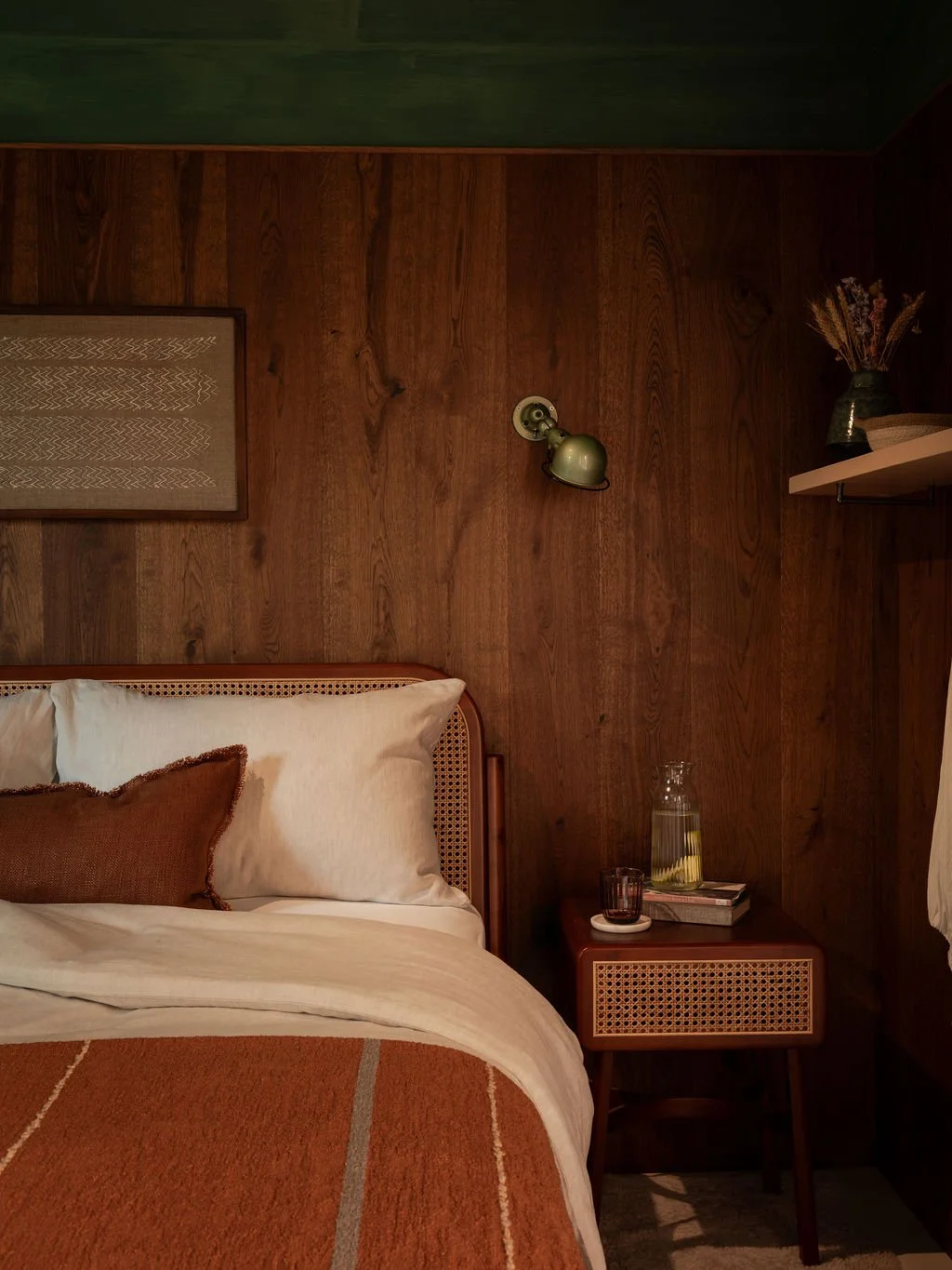 Cabinroom-10.jpg