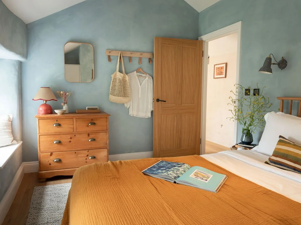 Bluebedroom-1.jpg
