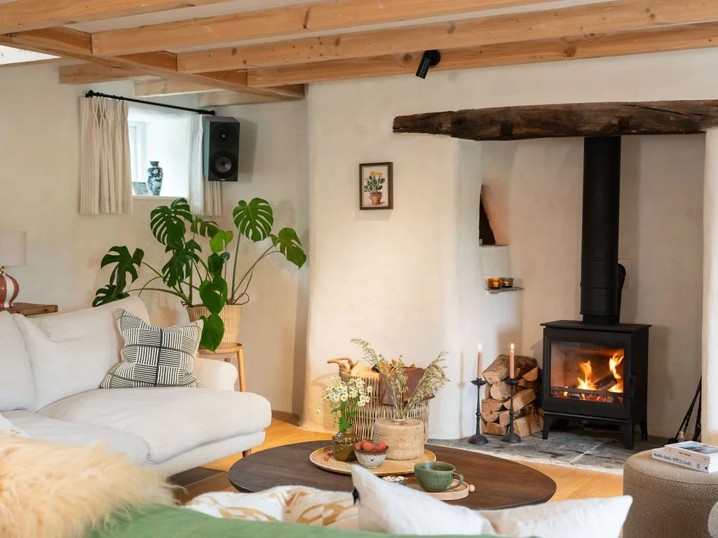 Livingroom-4.jpg