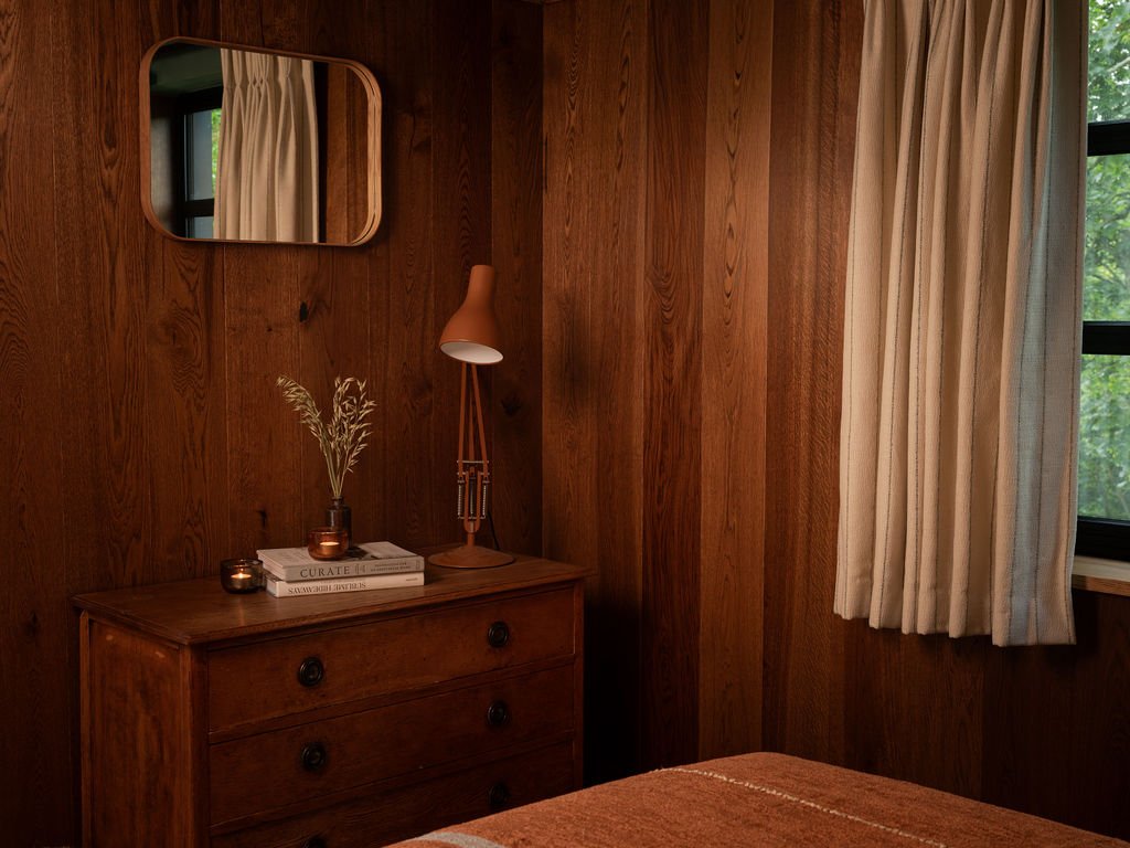 Cabinroom-8.jpg