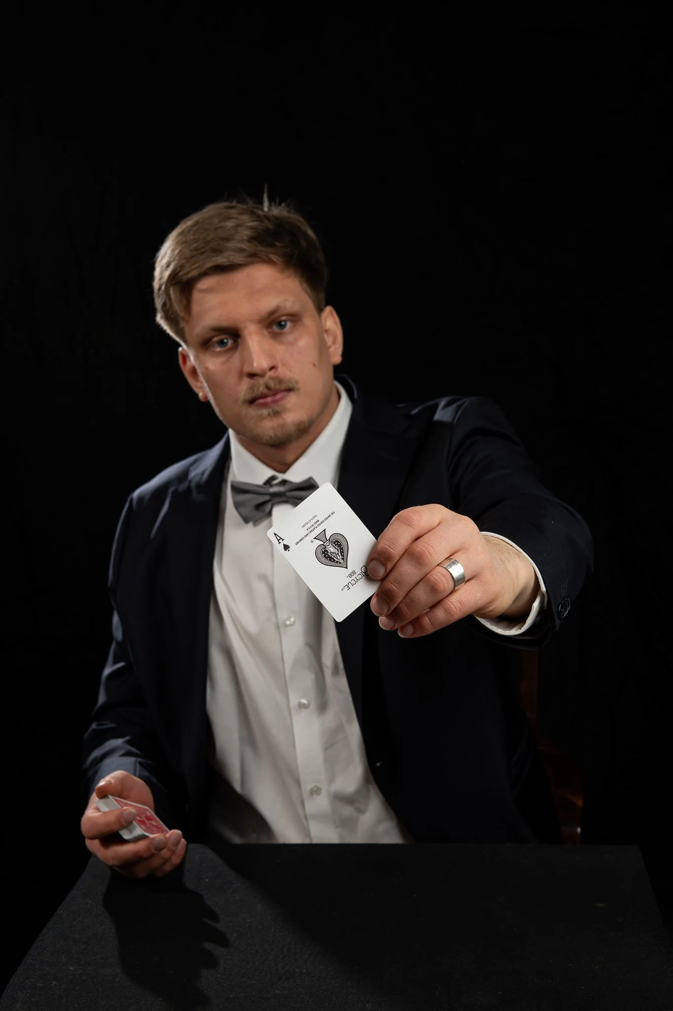 Kiertelevä lähitaikuus