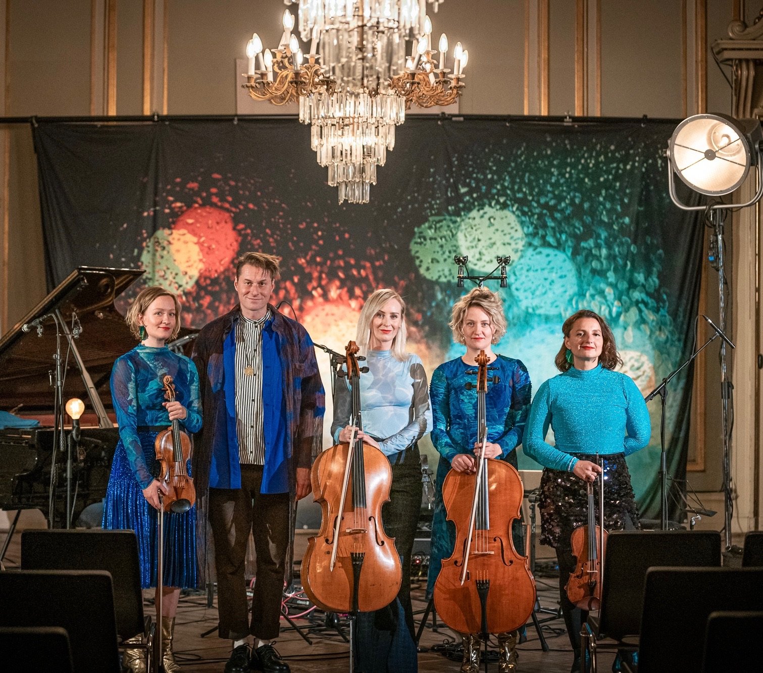 LiveStrings på række