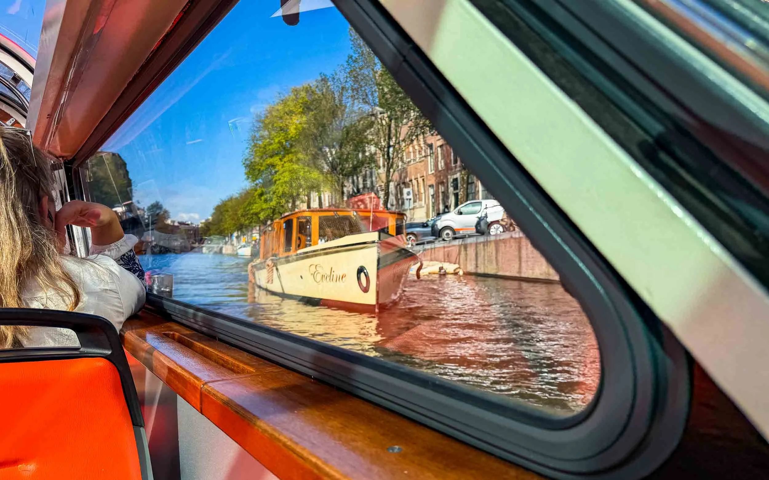 202610021147-IMG_3695-Amsterdam-Canal ride.jpg
