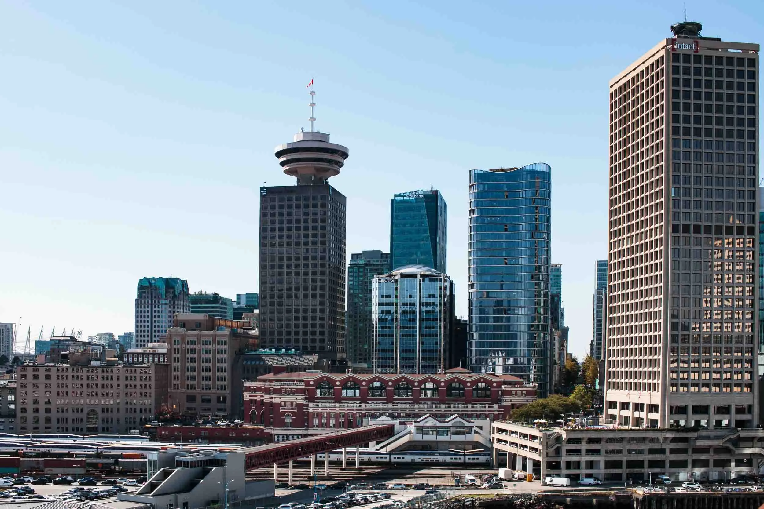 Vancouver Lookout near the harbor offers a 360-degree view of the Vancouver area.