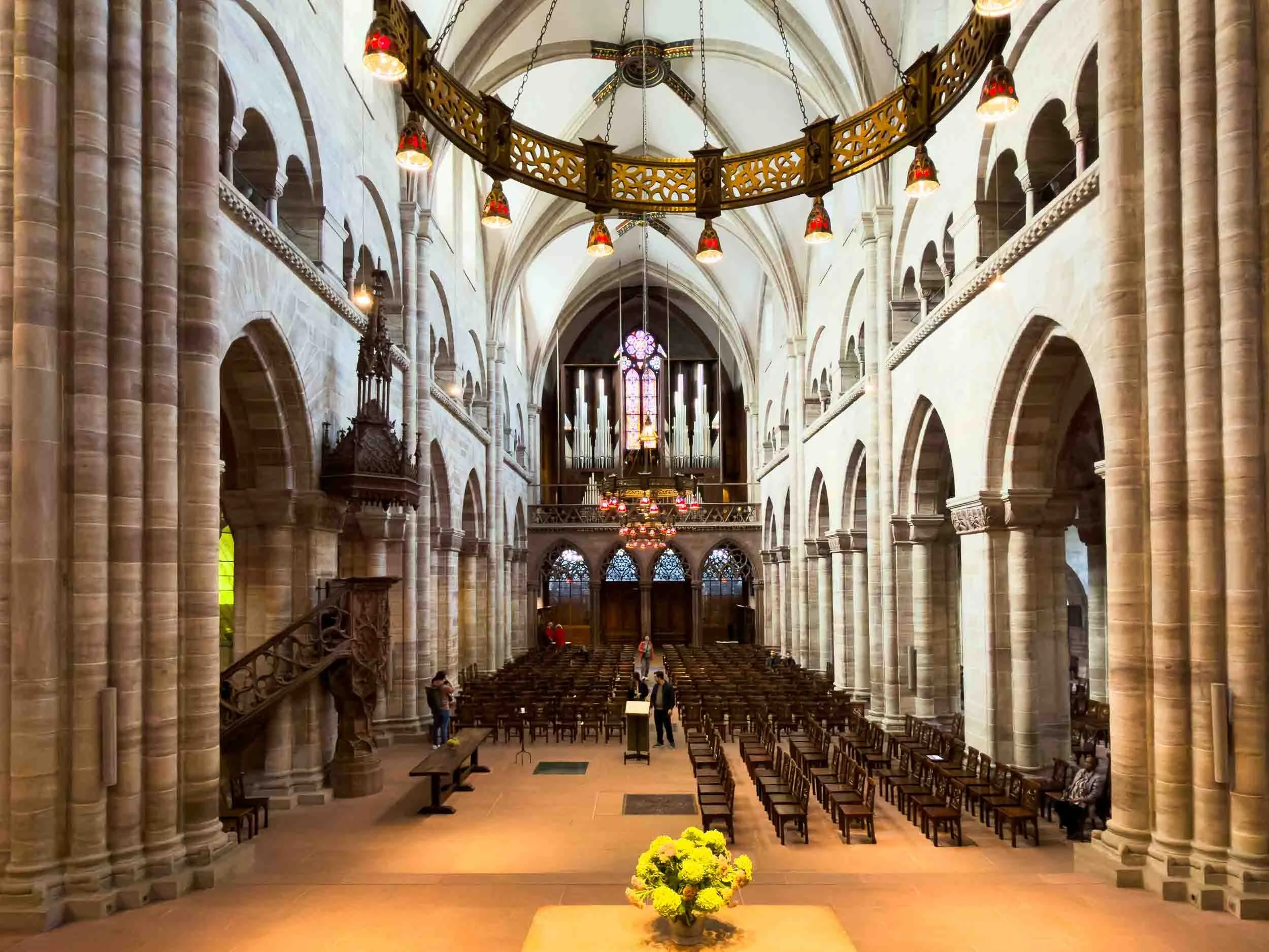 202609211103-IMG_2821-Basel-inside the basel minster 2.jpg