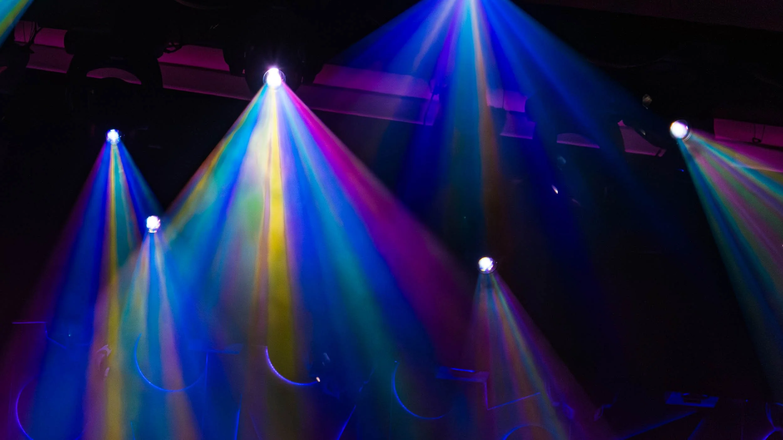 Showtime on Carnival Fascination 3