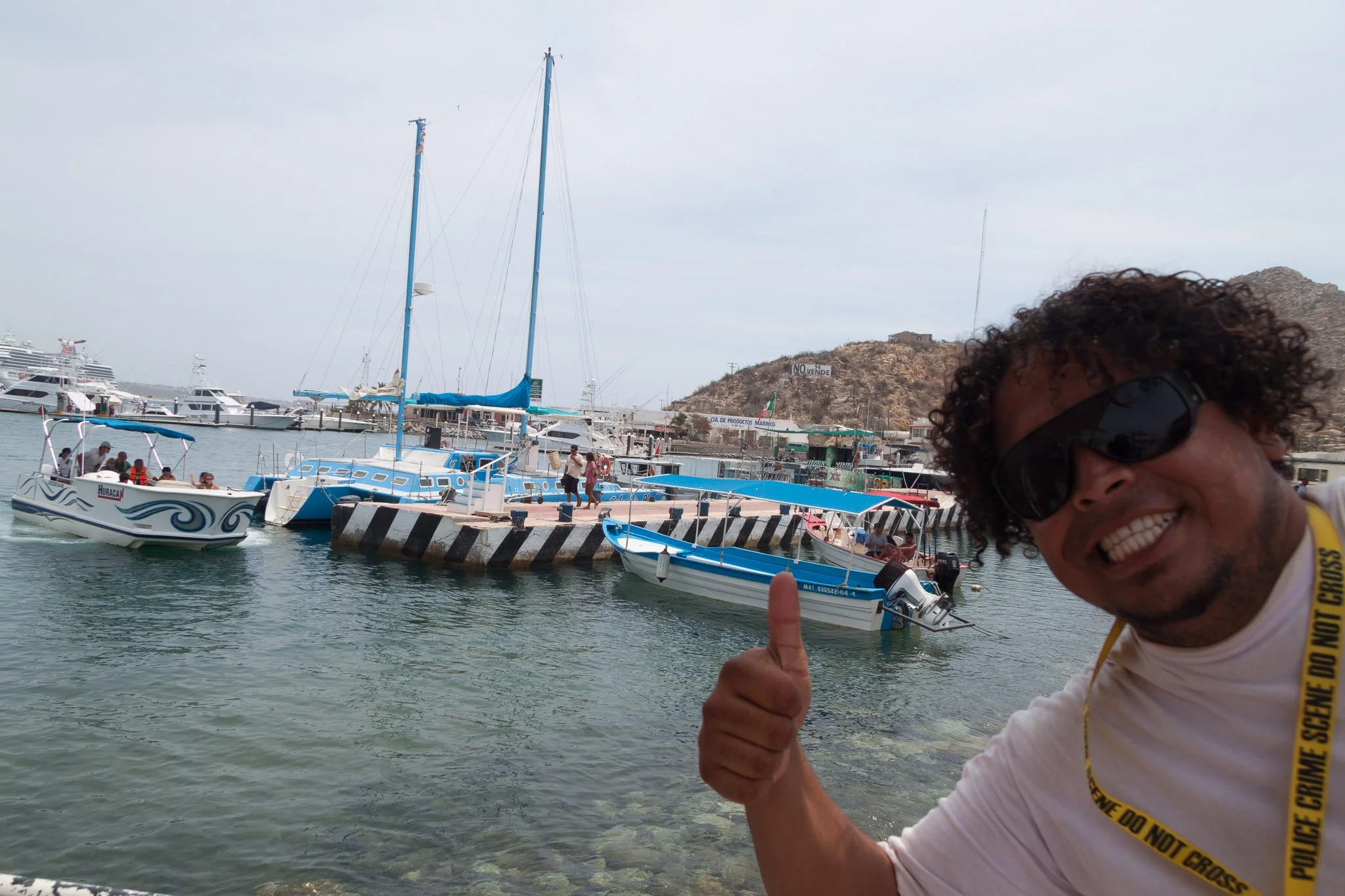 20110823-IMG_5427-Cabo San Lucas-Photo bomb.jpg