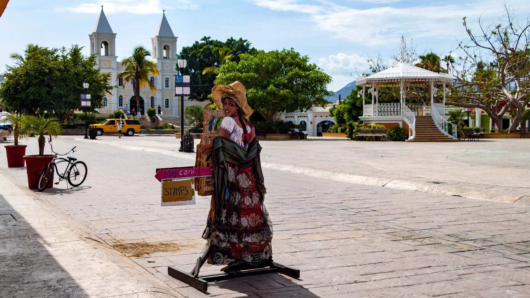 20110823-IMG_5511-San Jose del Cabo-Central Plaza.jpg
