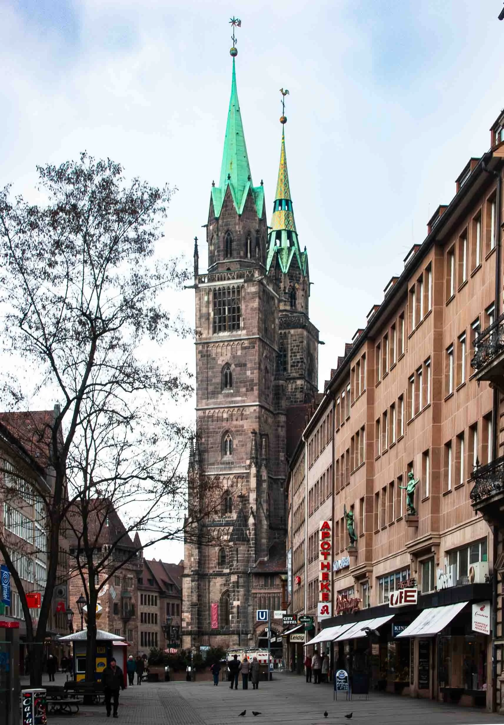200503130433-PICT0923-Nuremberg-Saint Lorenz.jpg