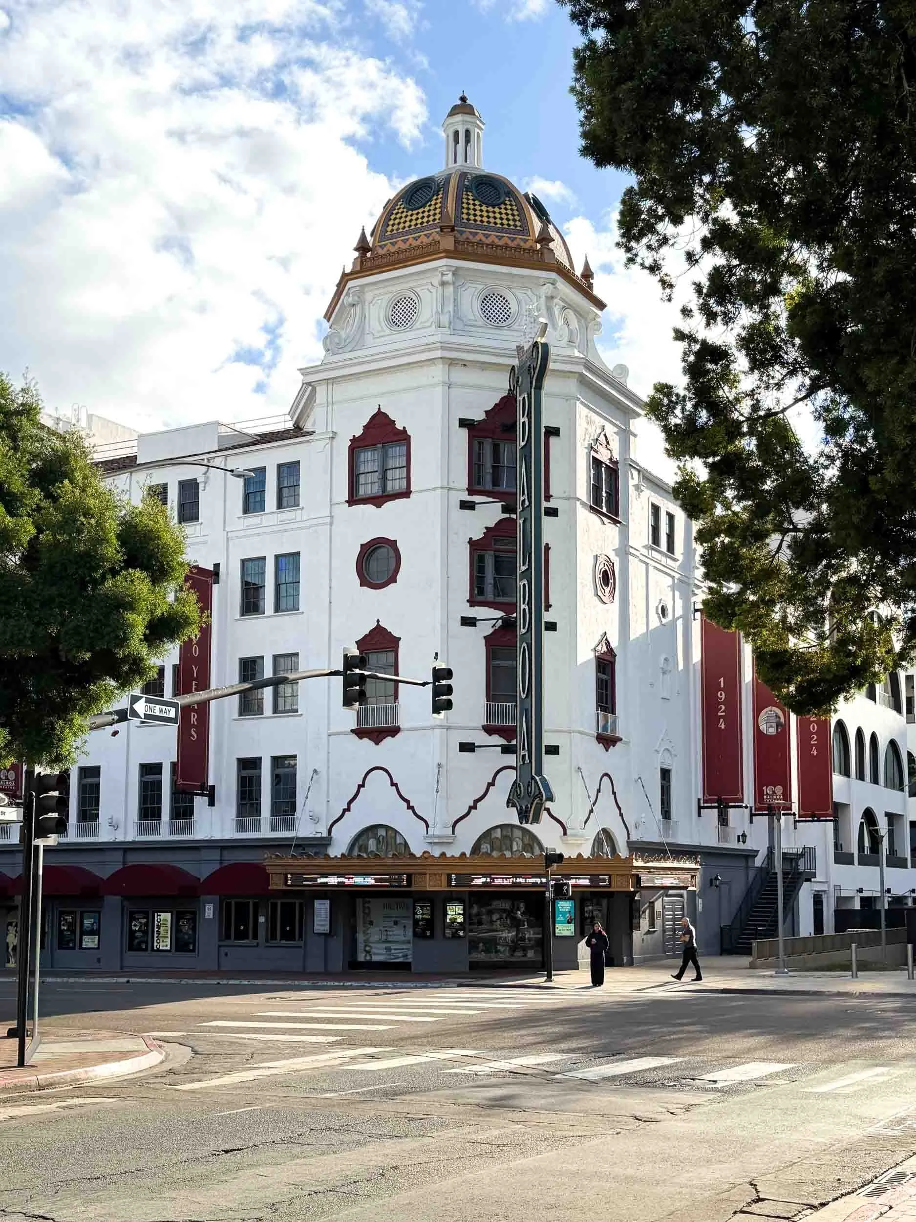 Balboa Theatre in the heart of the Gaslamp Quarter,  was built in 1924 and was used as a vaudeville/movie palace. Today it is used as a venue for the performing arts.