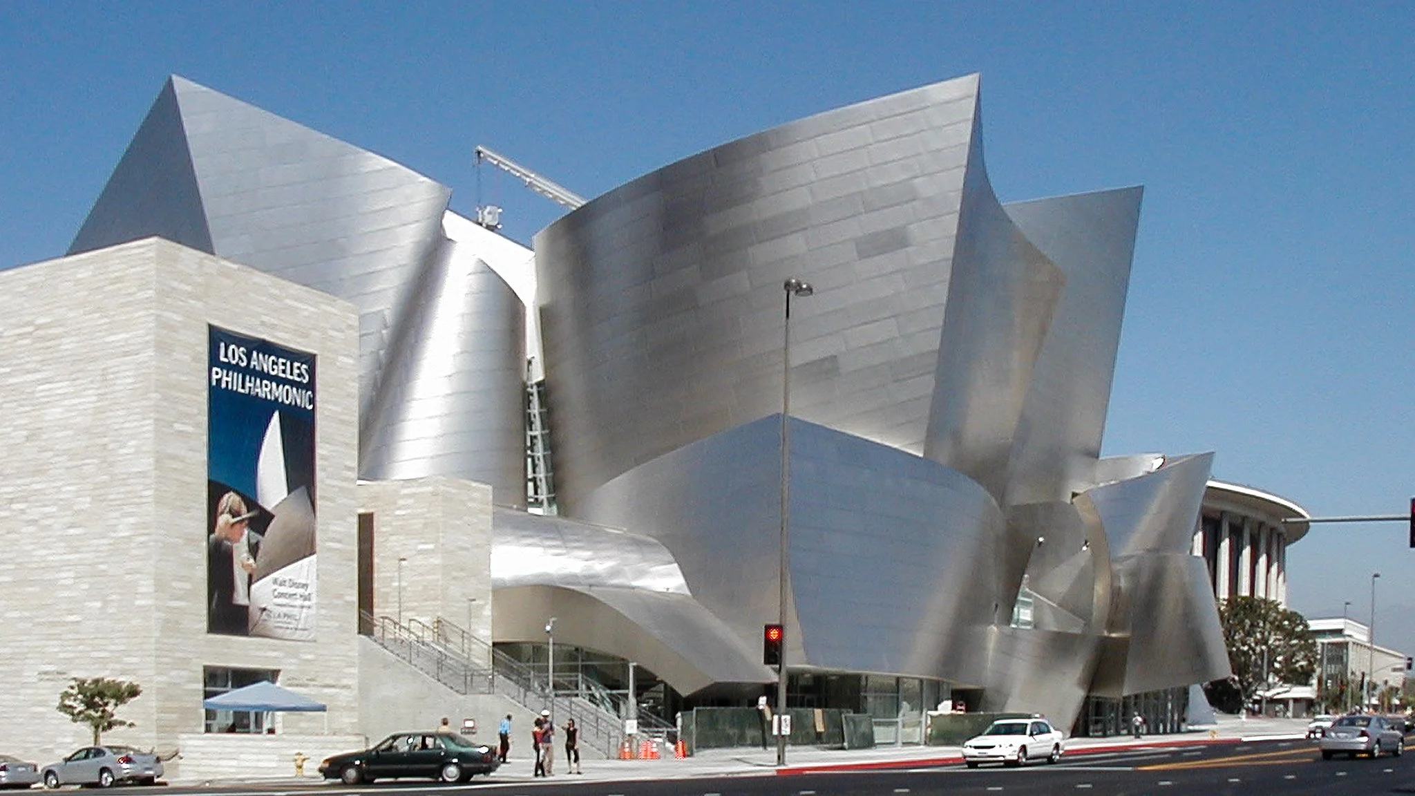 20031012-0006-Los Angeles-Disney Concert Hall.jpg