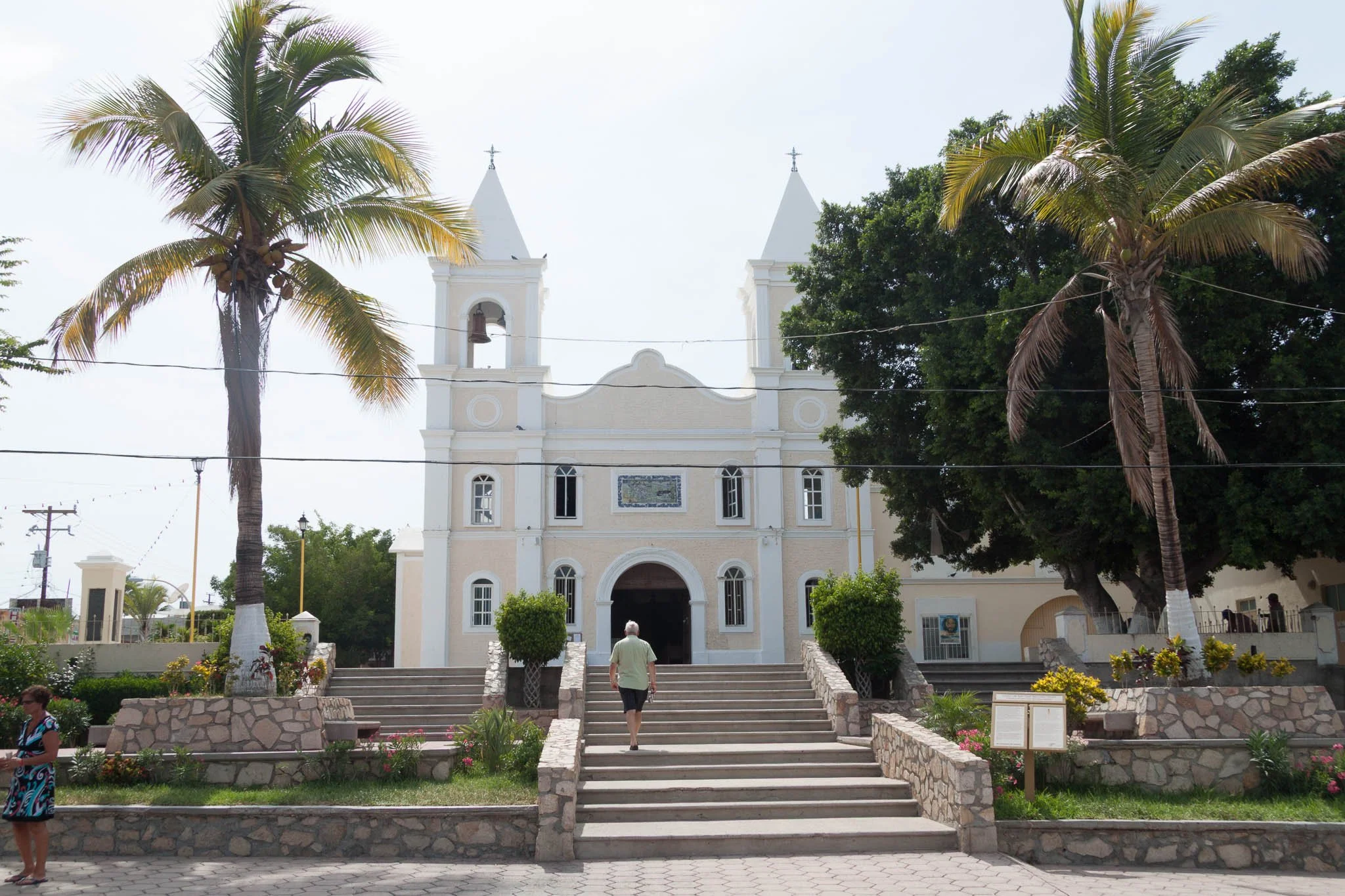 20110823-IMG_5484-Cabo San Lucas-Place of worship.jpg