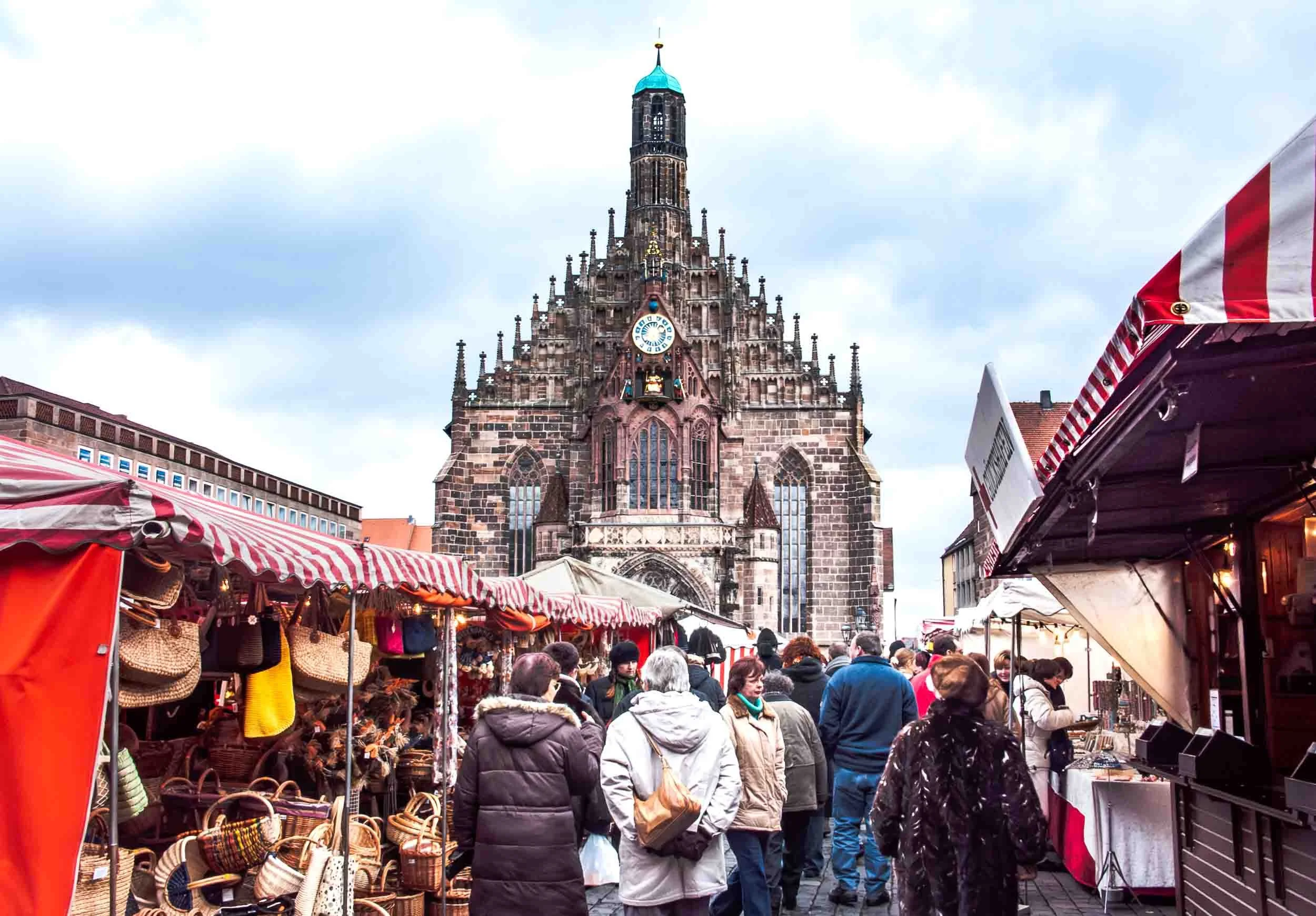 200503130458-PICT0934-Nuremberg-Hauptmarkt.jpg